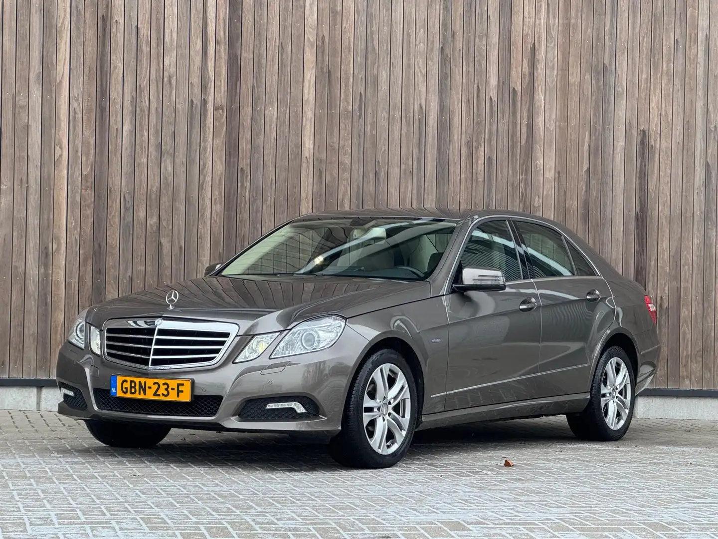 Mercedes-Benz E 220 CDI Avantgarde |Automaat|Leder| Grau - 2