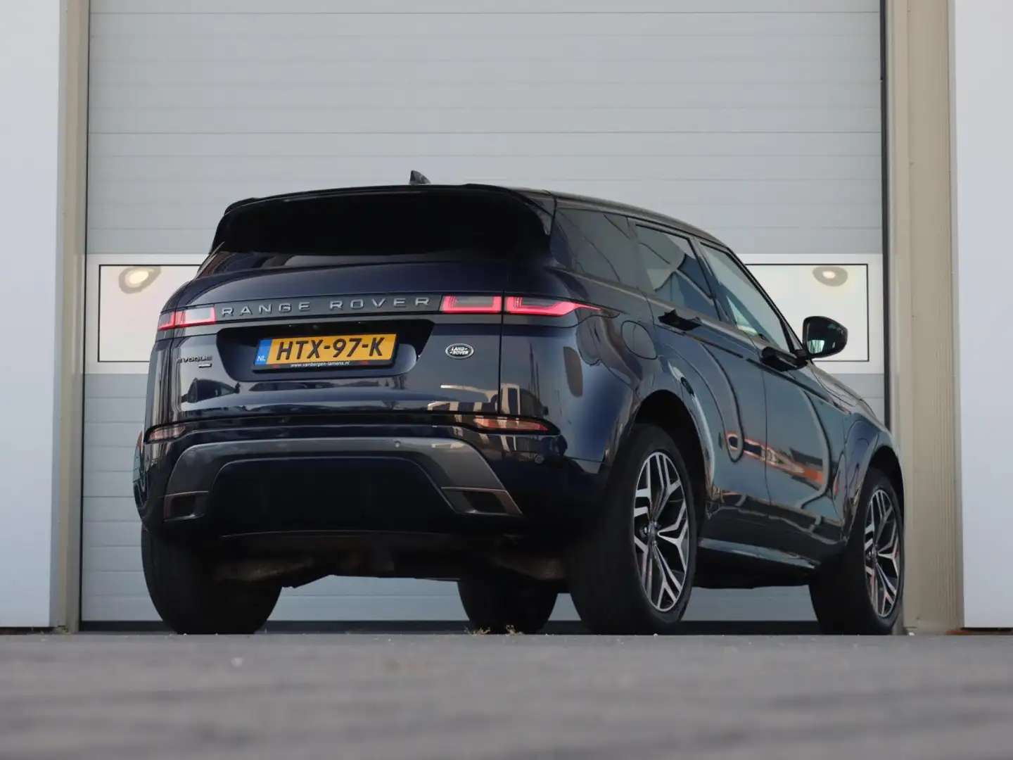 Land Rover Range Rover Evoque 1.5 P300e AWD R-Dynamic HSE R-dynamic Blauw - 2