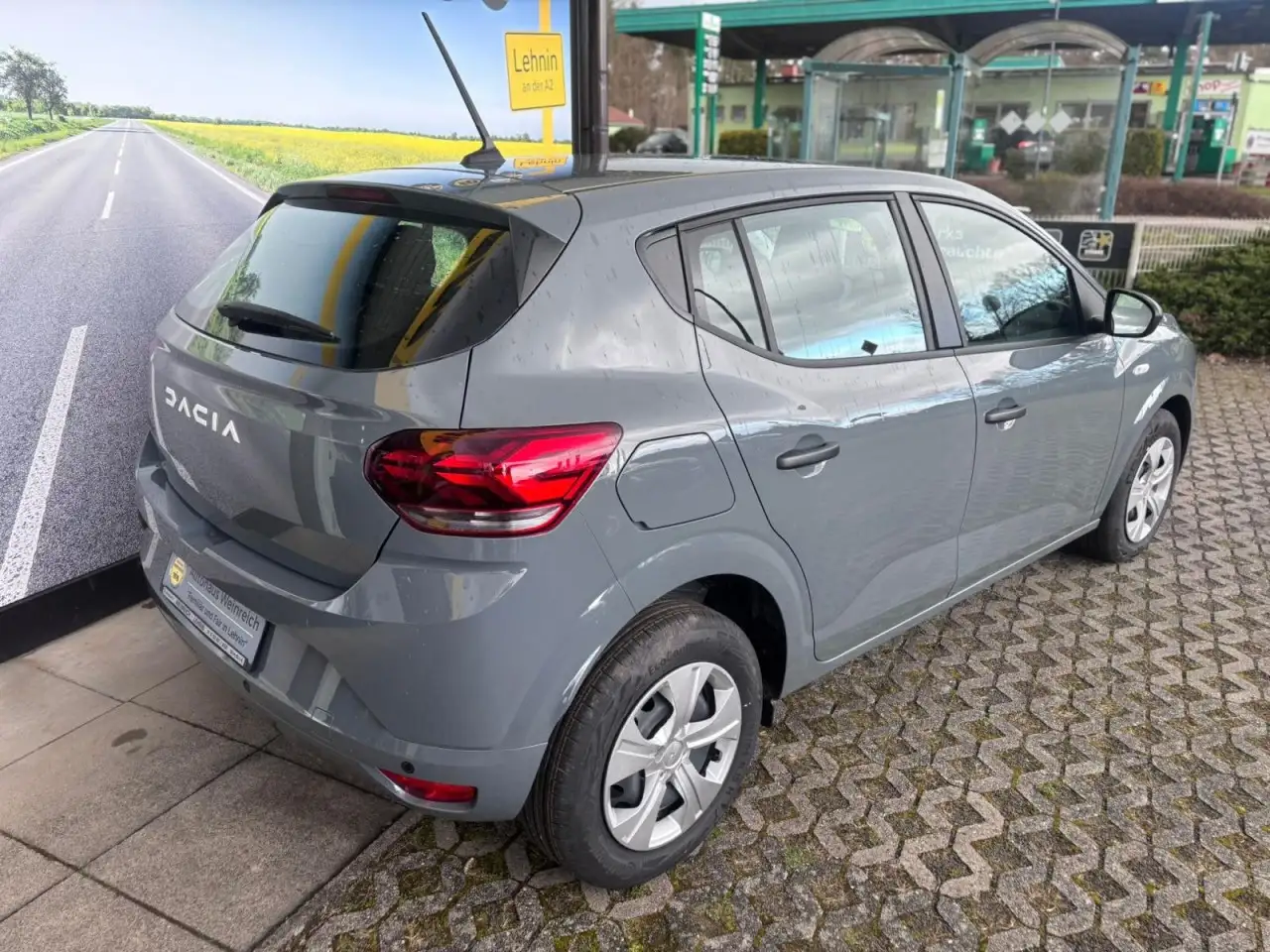 Dacia Sandero mit Klima, DAB & Bluetooth Klima Einparkhilfe 10