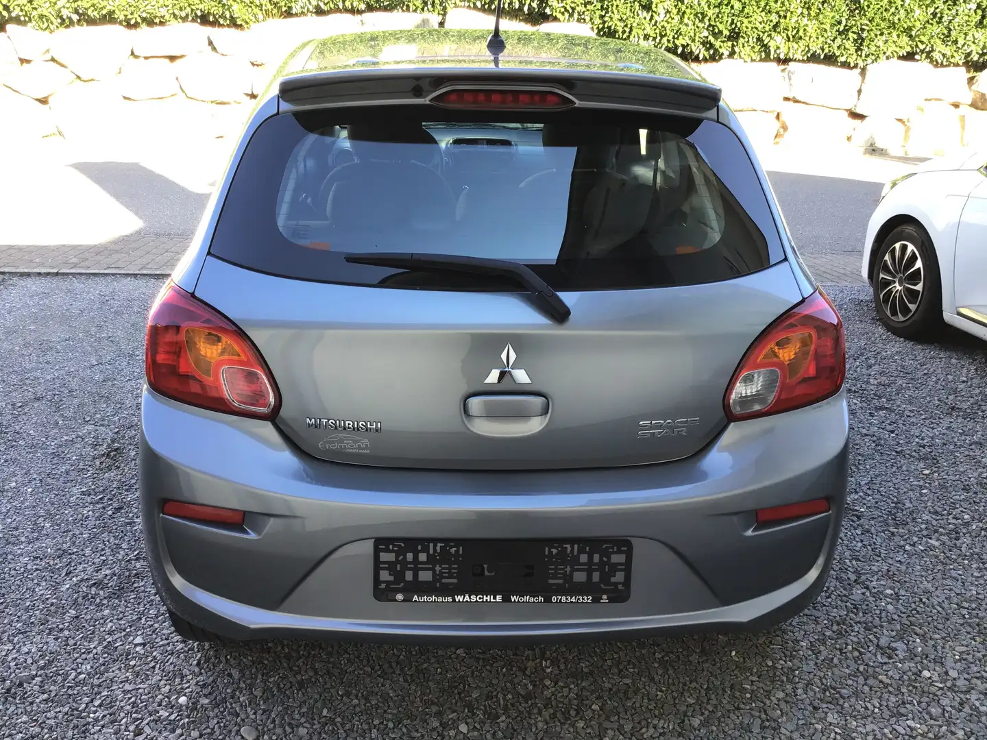 Mitsubishi Space Star Space Star 1.0 Grau - 2