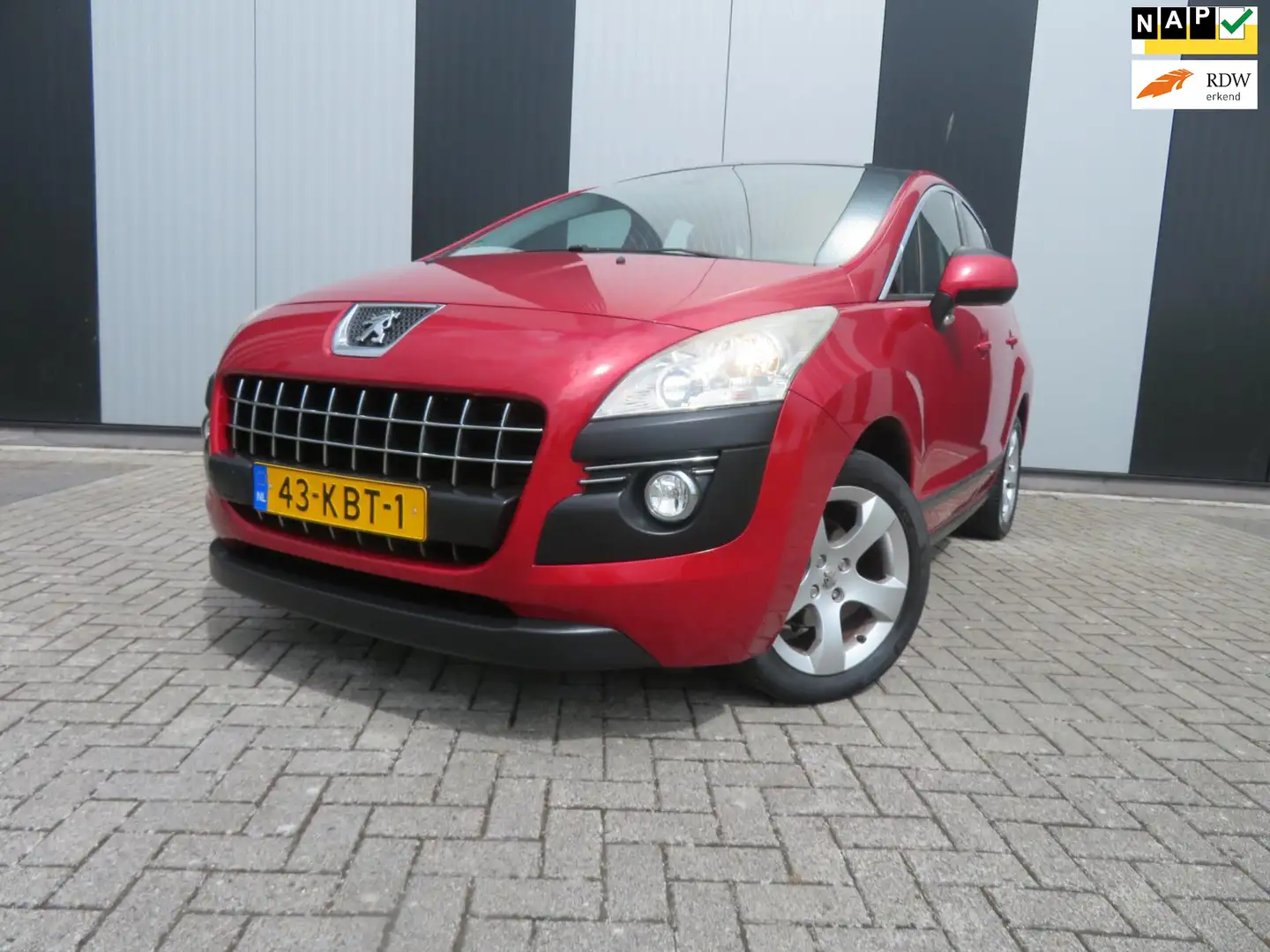 Peugeot 3008 1.6 VTi Première Rood - 1