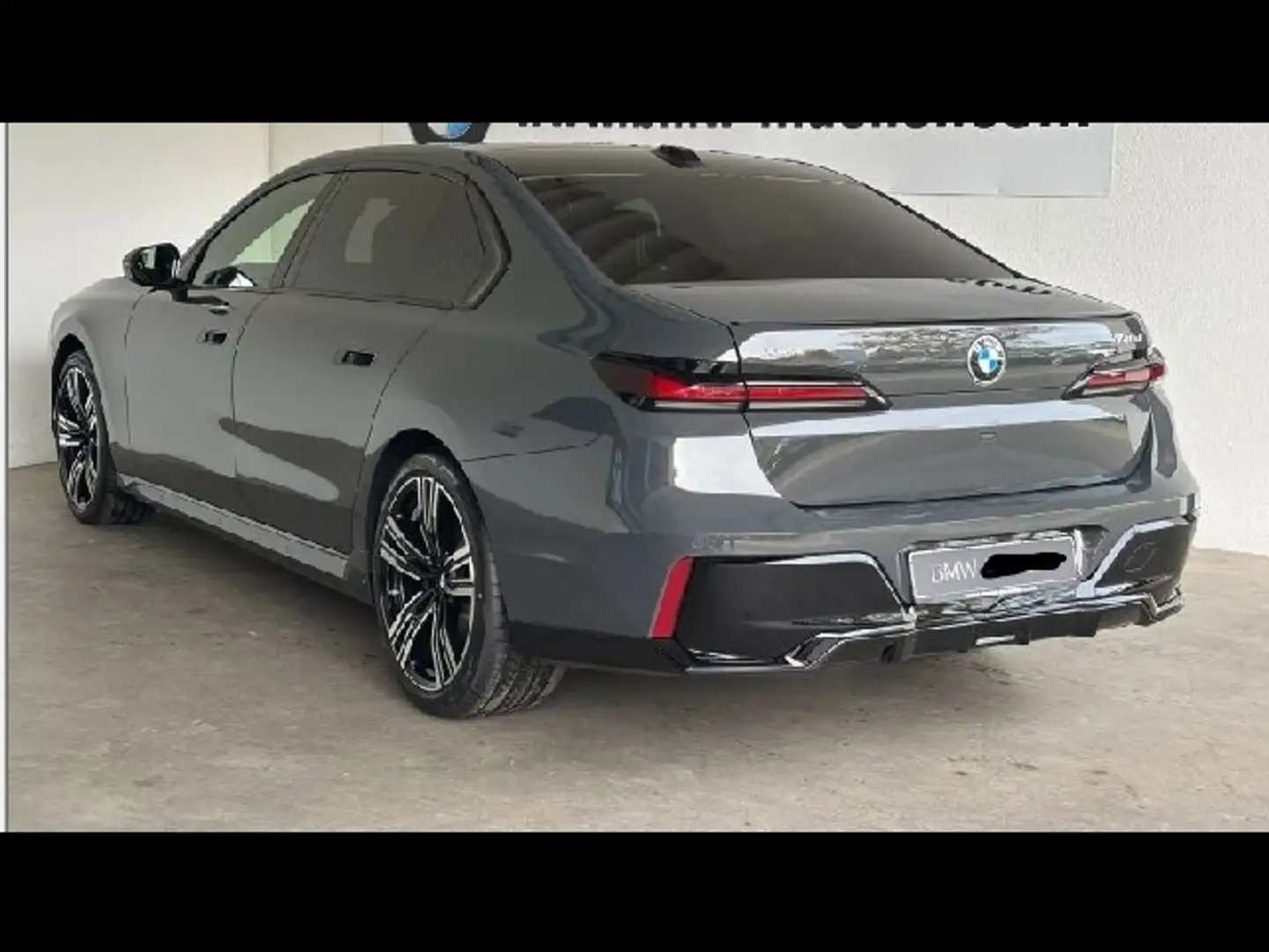 BMW 740 d xDrive **Vorführwagenaktion** Grau - 2