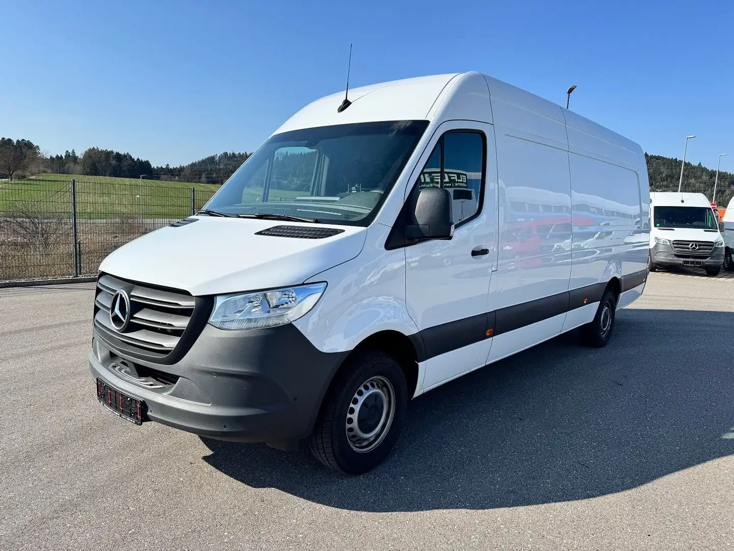 Mercedes-Benz Sprinter 317 CDI Maxi Lang Extralang XXL MBUX Wit - 1