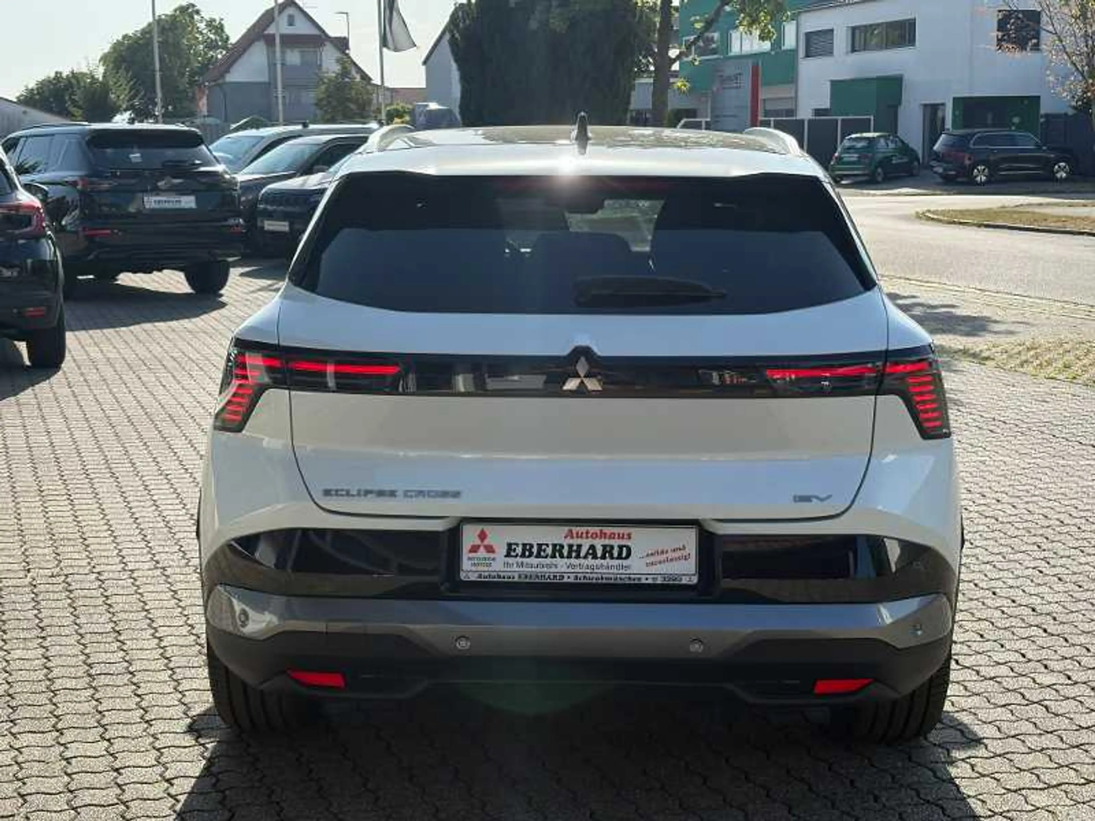 Mitsubishi Eclipse Cross Diamant TOP 87 kWh (22kW) — photo 5