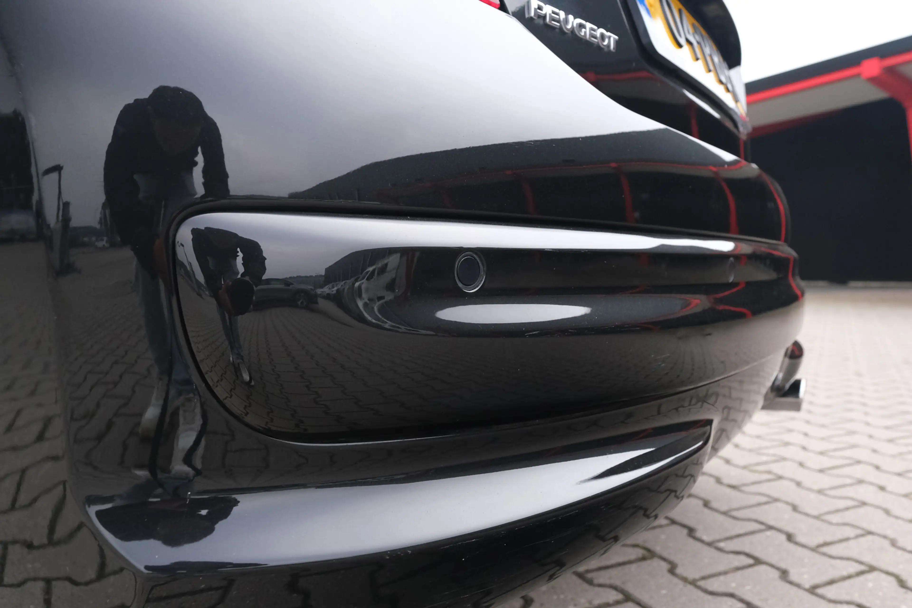 Peugeot 207 CC 1.6 VTi Noir & Blanc — photo 17