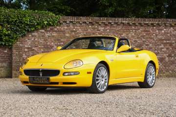 4200 GT "In distinctive Giallo Granturismo" MANUAL