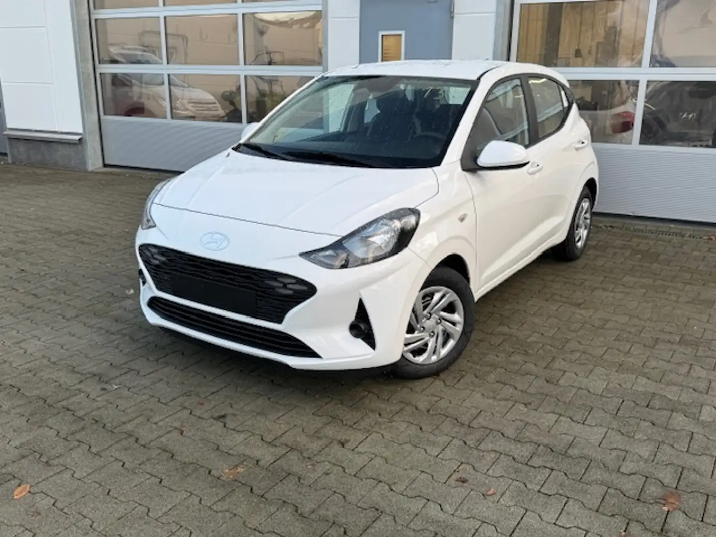 Hyundai i10 1.0 SELECT NAVI+KAMERA+PDC+KLIMA+ White - 1
