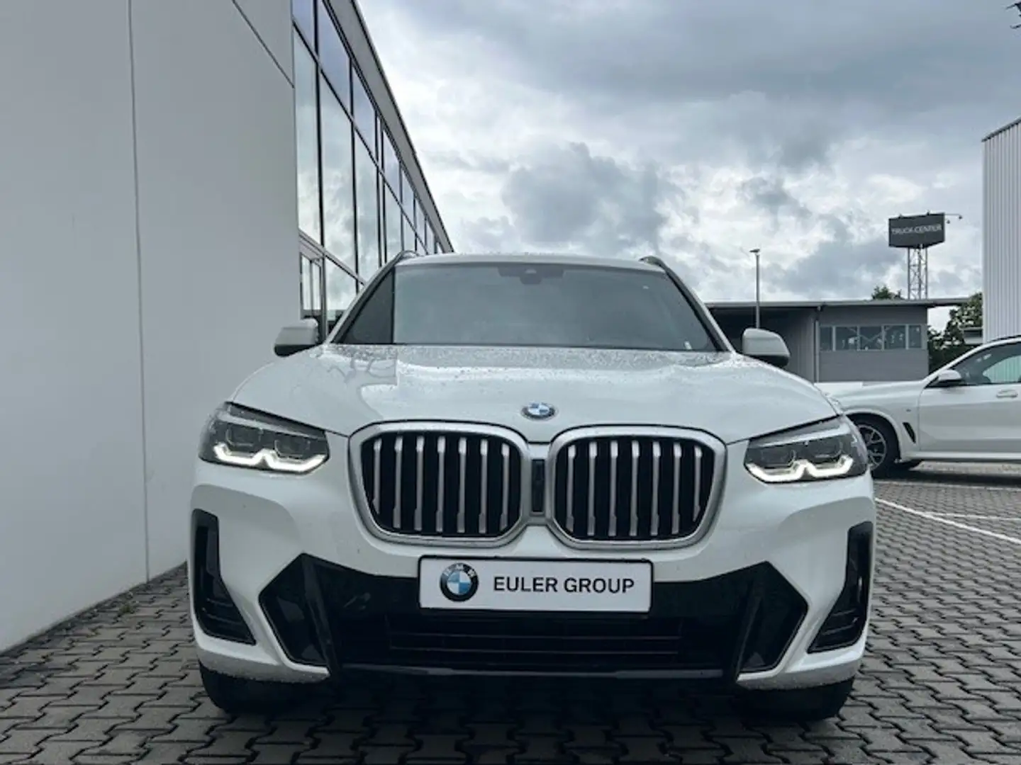 BMW X3 xDrive 20dA M-Sport LiveCockPlus Parkass LED Weiß - 2