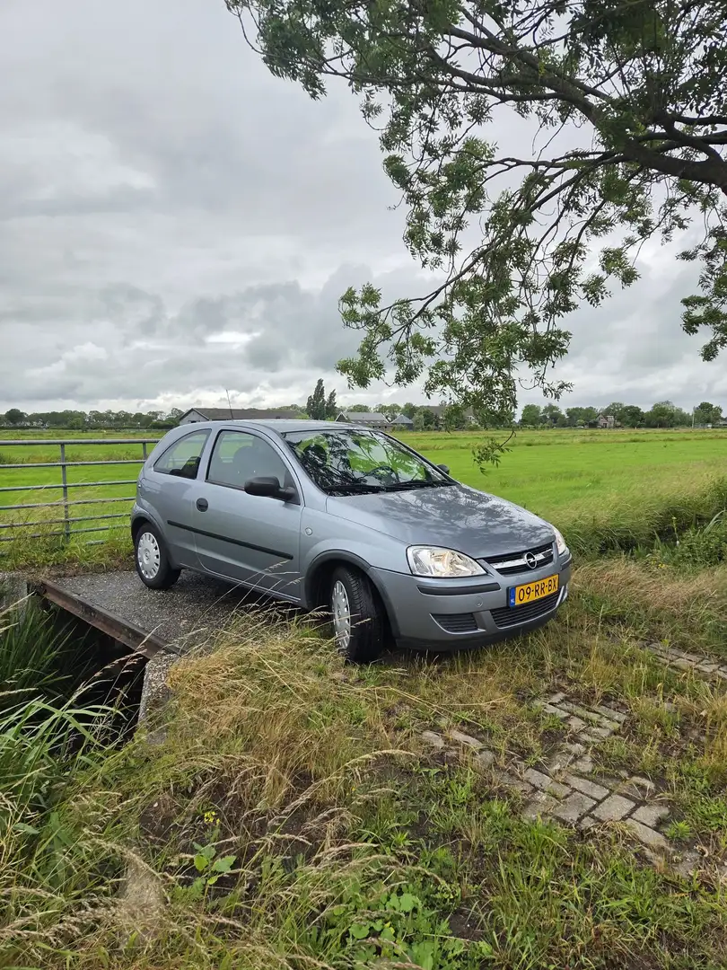 Opel Corsa 1.2-16V Rhythm Grijs - 1