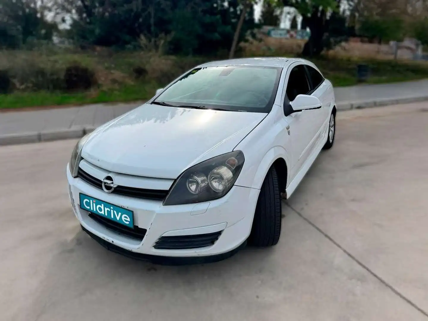 Opel Astra GTC 1.7CDTi Sport 110 Blanco - 2
