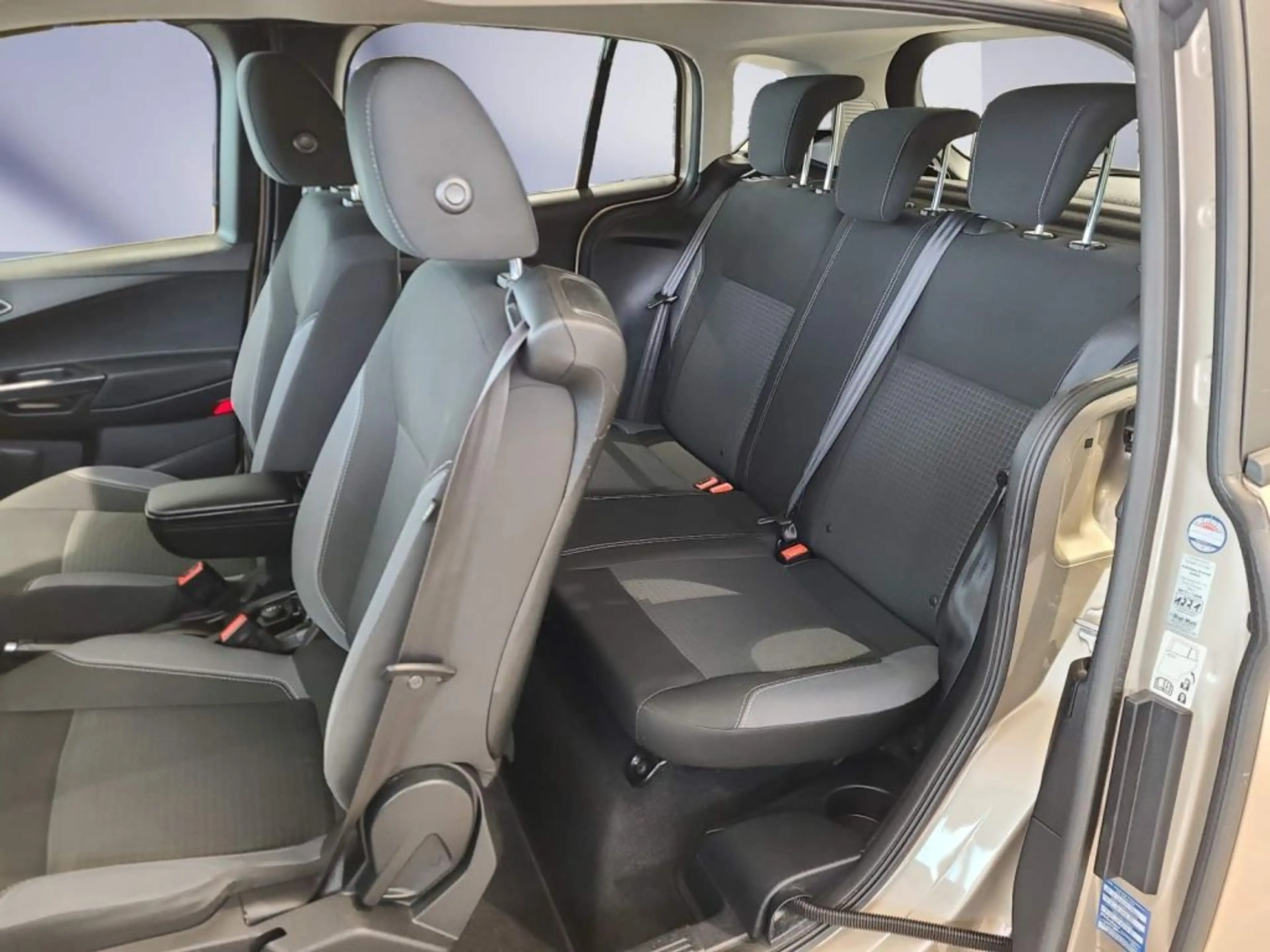 Ford B-Max 1.6 Aut. COOL&CONNECT — photo 9