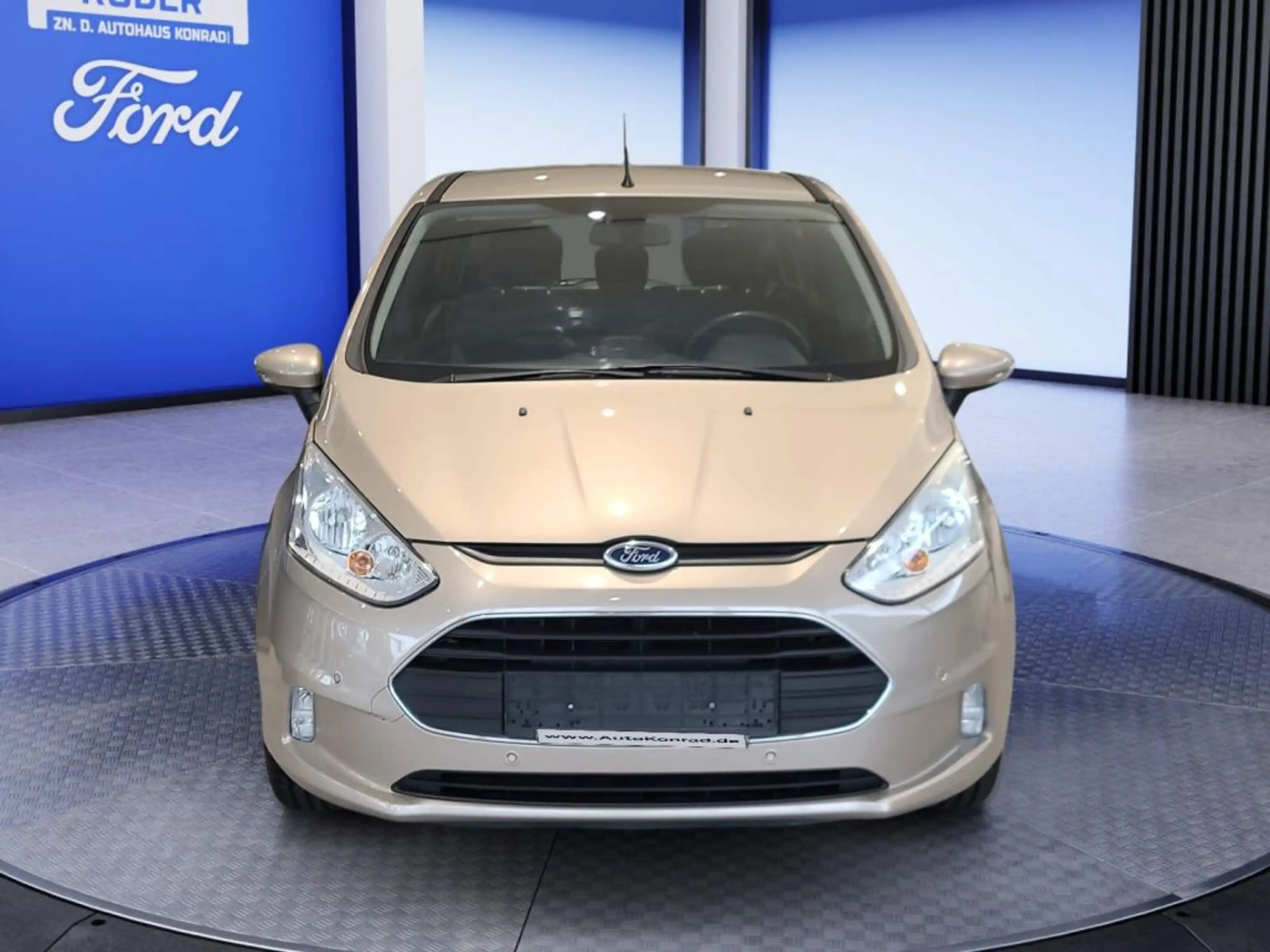 Ford B-Max 1.6 Aut. COOL&CONNECT — photo 2