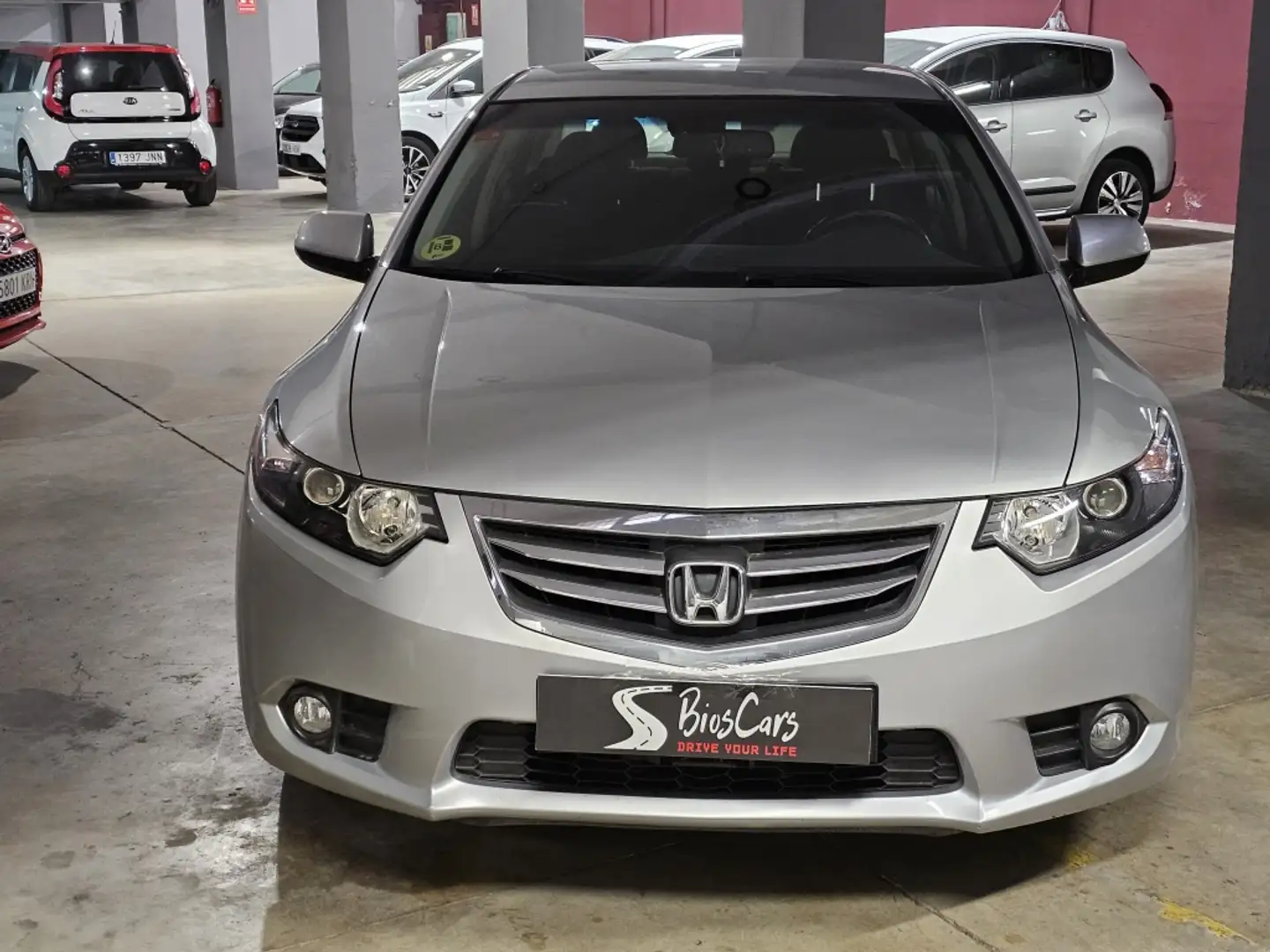 Honda Accord 2.2i-DTEC Lifestyle Сірий - 2