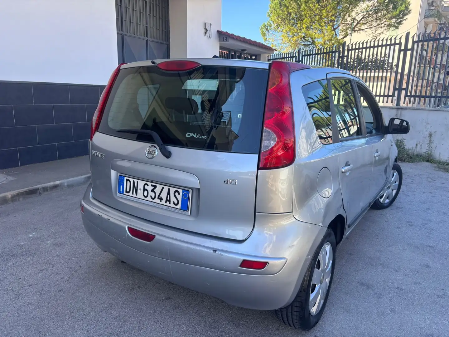 Nissan Note Note 1.5 dCi 86CV Tekna Grigio - 2