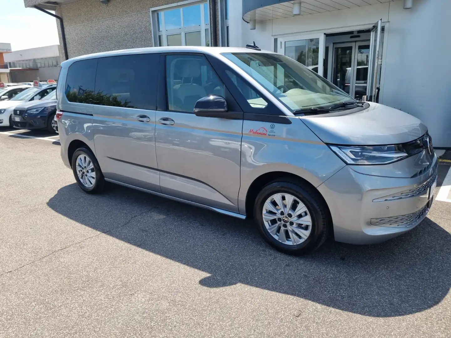 Volkswagen T7 Multivan Multivan 2.0 tdi Space 150cv dsg 7P Iva esposta Plateado - 1