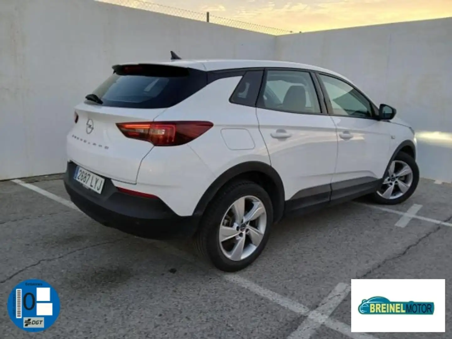 Opel Crossland X x business Edition Plug-in-Hybrid 1.6 turbo 225c Wit - 2