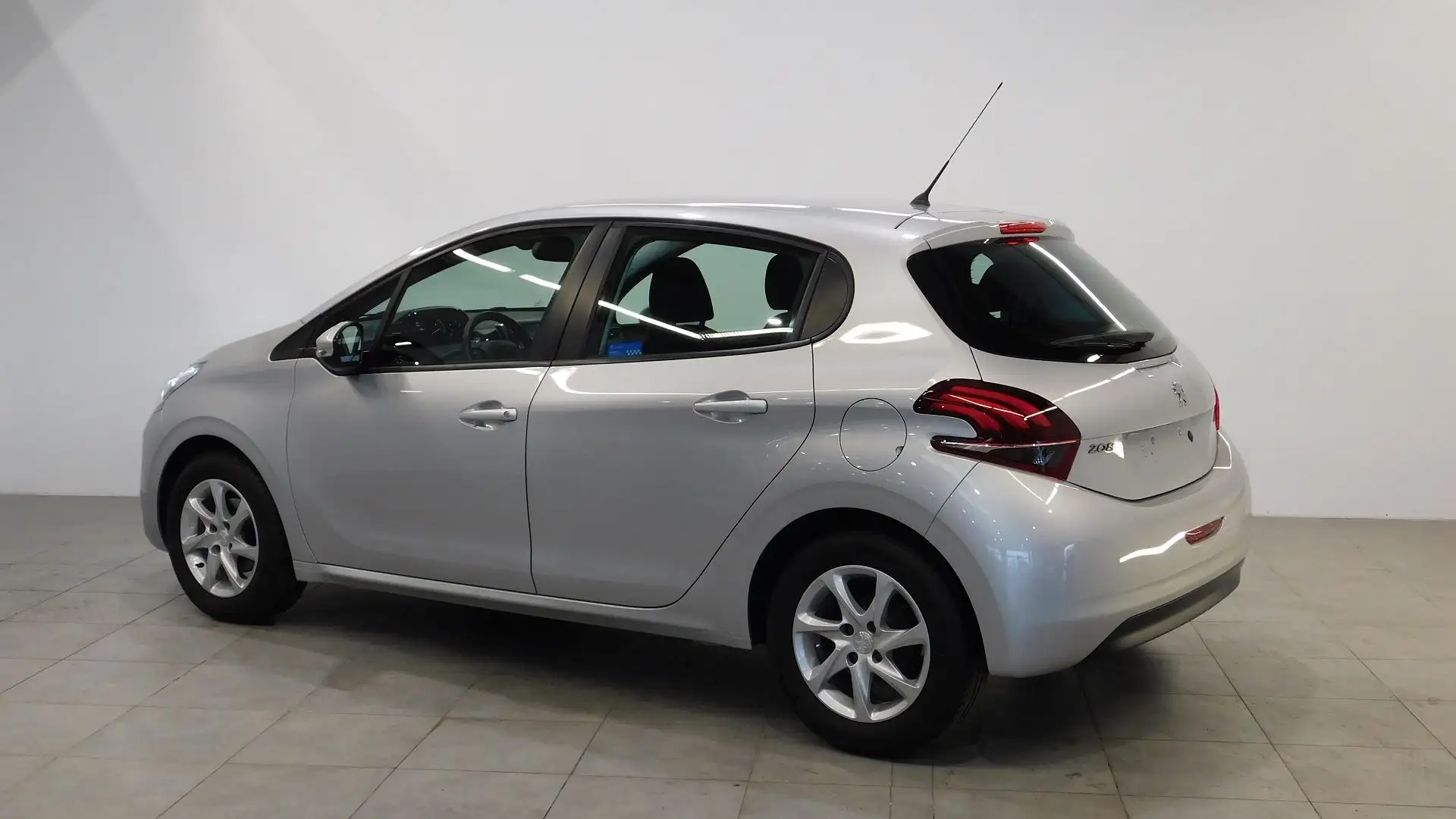 Peugeot 208 1.2 PURETECH 82CH E6.C ACTIVE 5P - 2