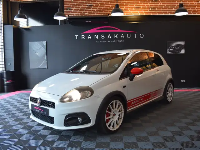 Abarth Grande Punto Grande Punto 1.4 Turbo T-jet 180 Avec Kit Esseesse