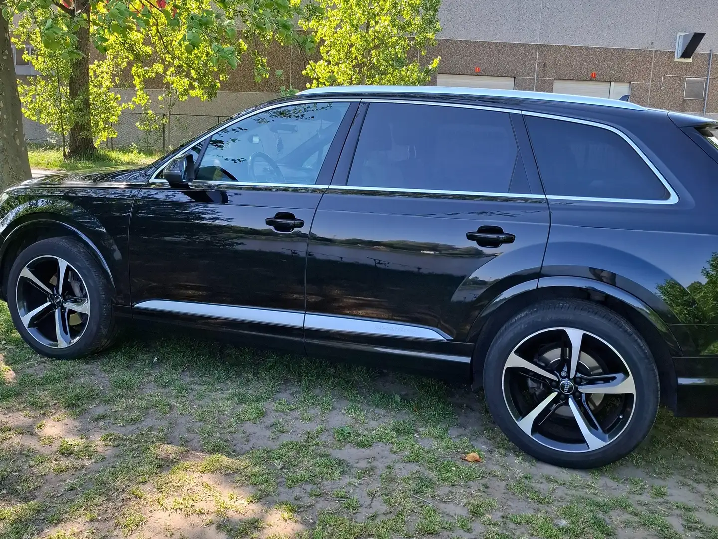 Audi Q7 Q7 3.0 TDi V6 ultra Quattro Tiptronic Noir - 1