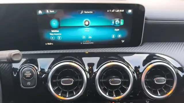 Mercedes-Benz A-Class view 13