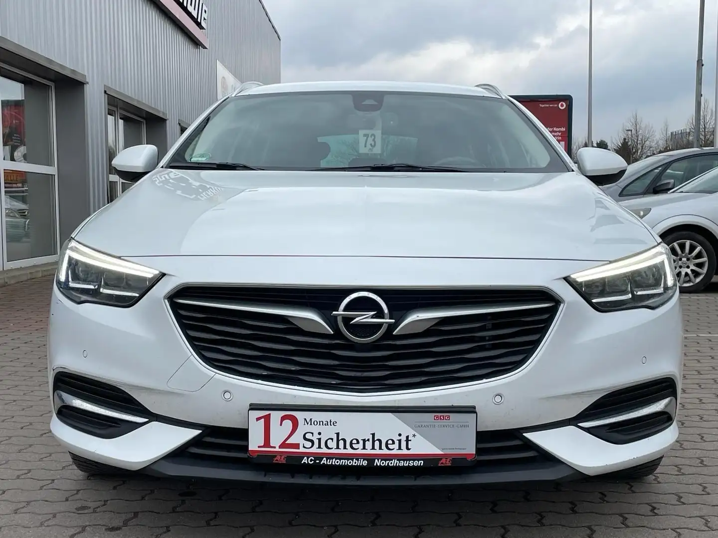 Opel Insignia B Sports Tourer Edition Blanc - 2