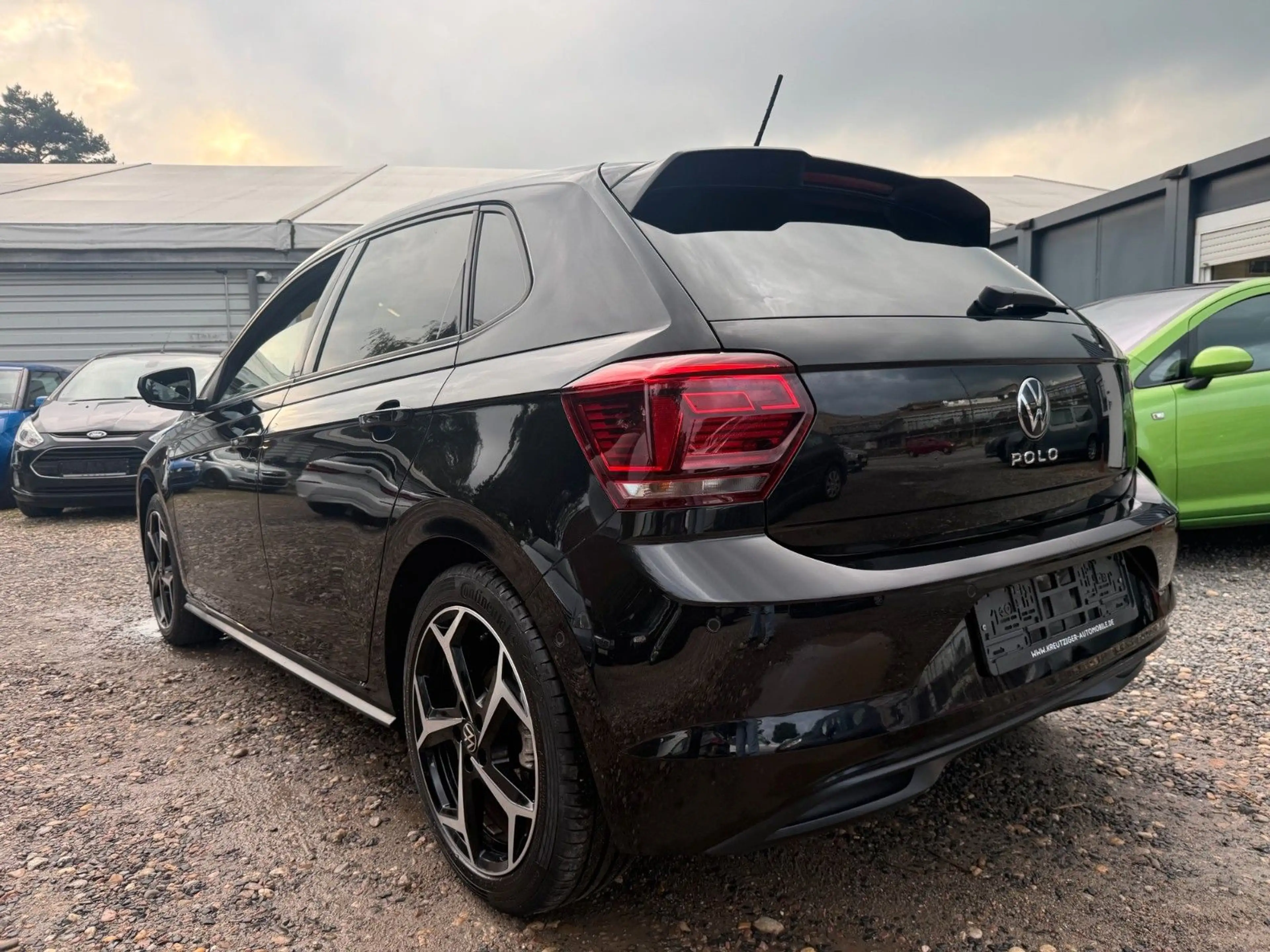 Volkswagen Polo VI Highline — photo 6