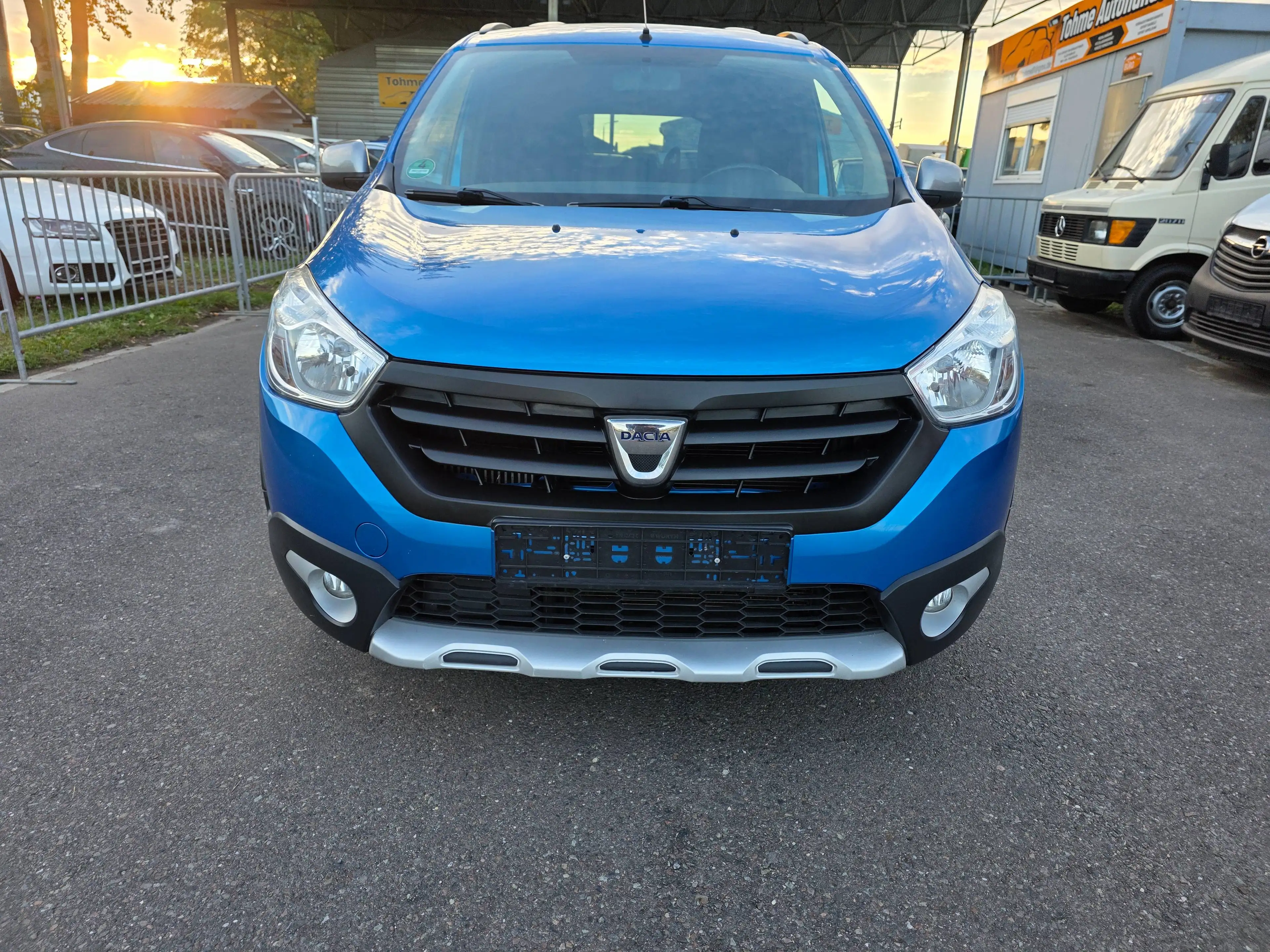 Dacia Lodgy Stepway — photo 6