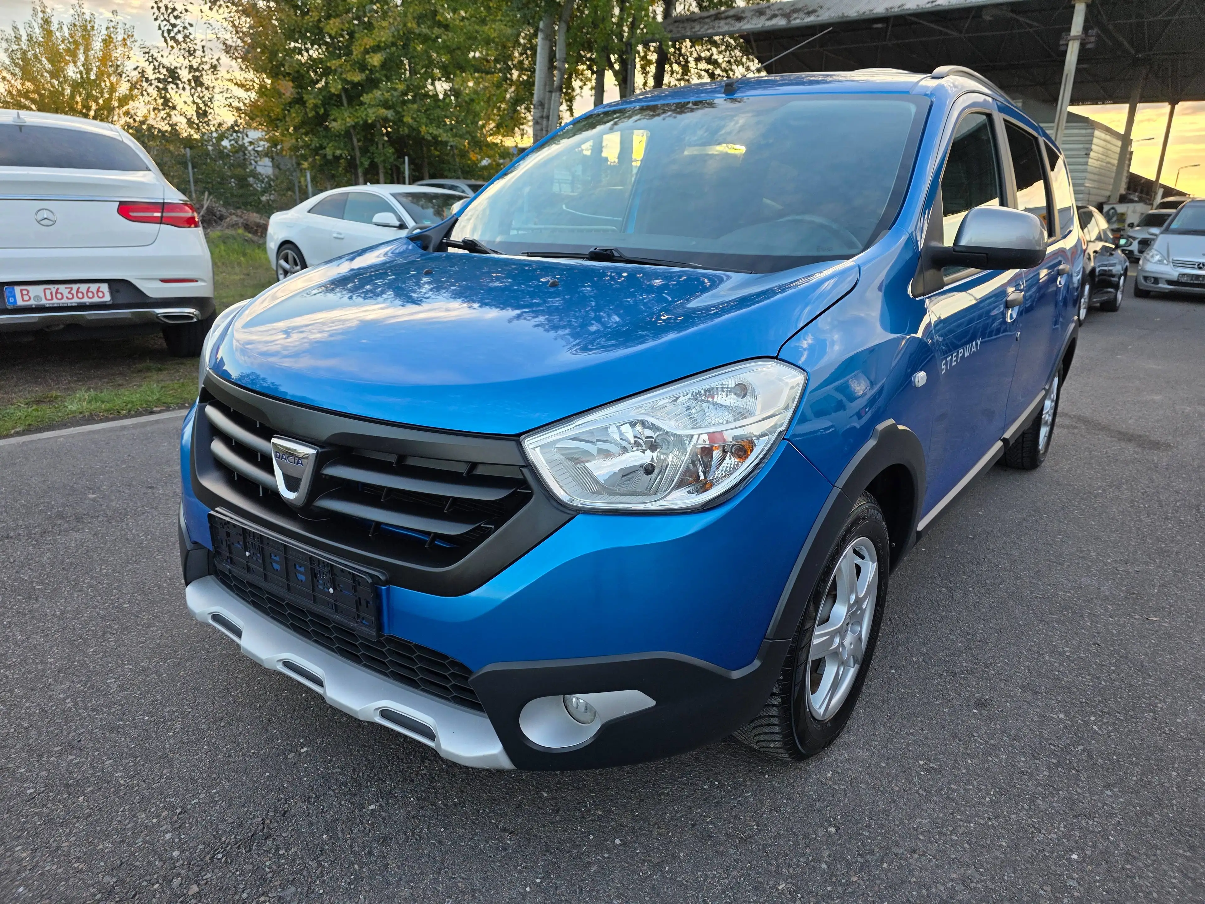 Dacia Lodgy Stepway — photo 3