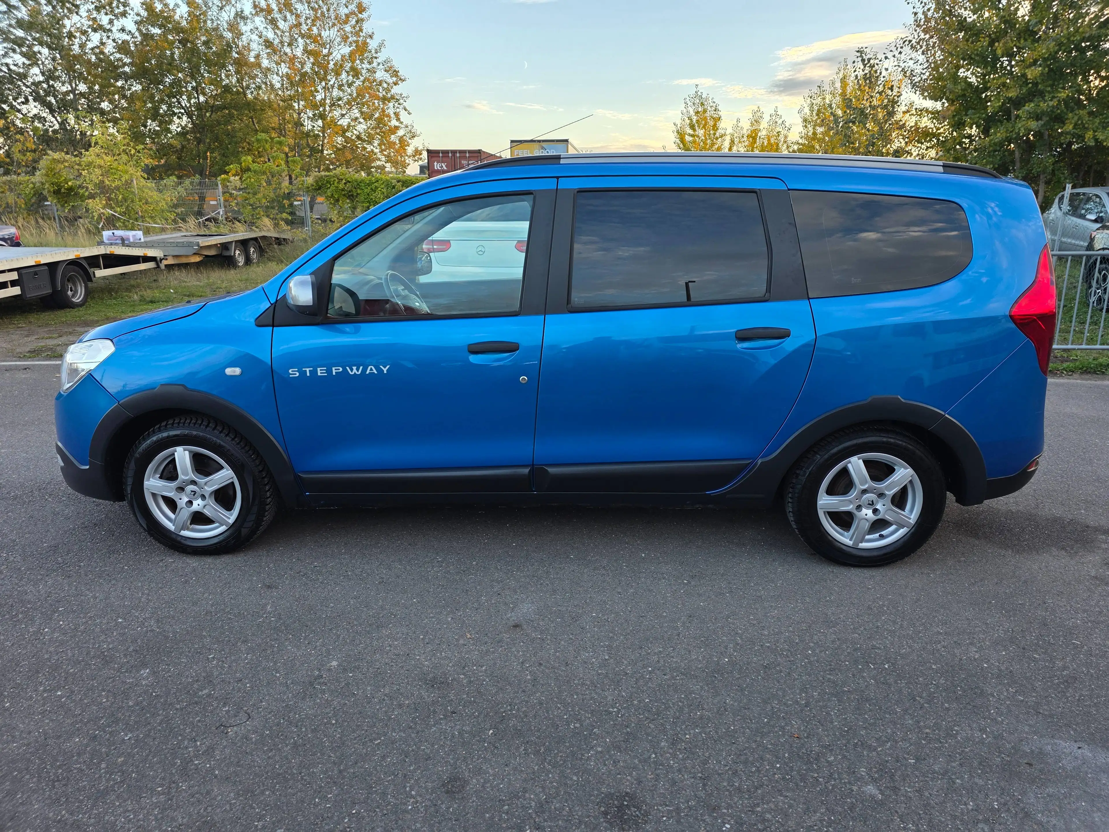 Dacia Lodgy Stepway — photo 7