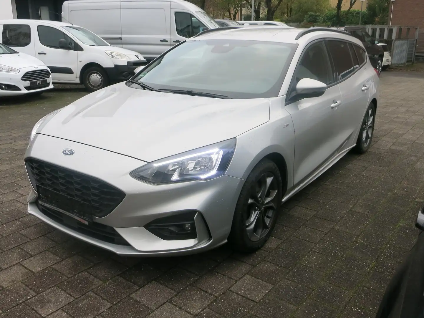 Ford Focus ST-Line,Navi,WR Silber - 2