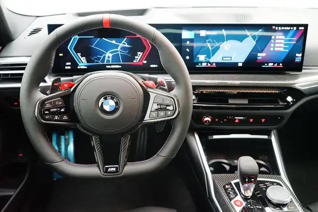 BMW M4 view 6