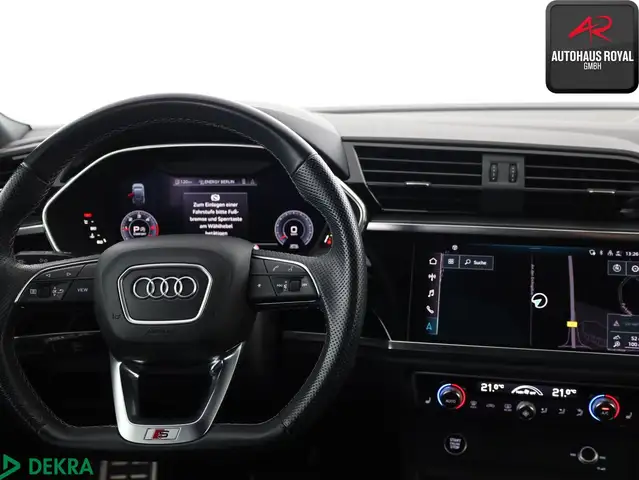 Audi Q3 view 15