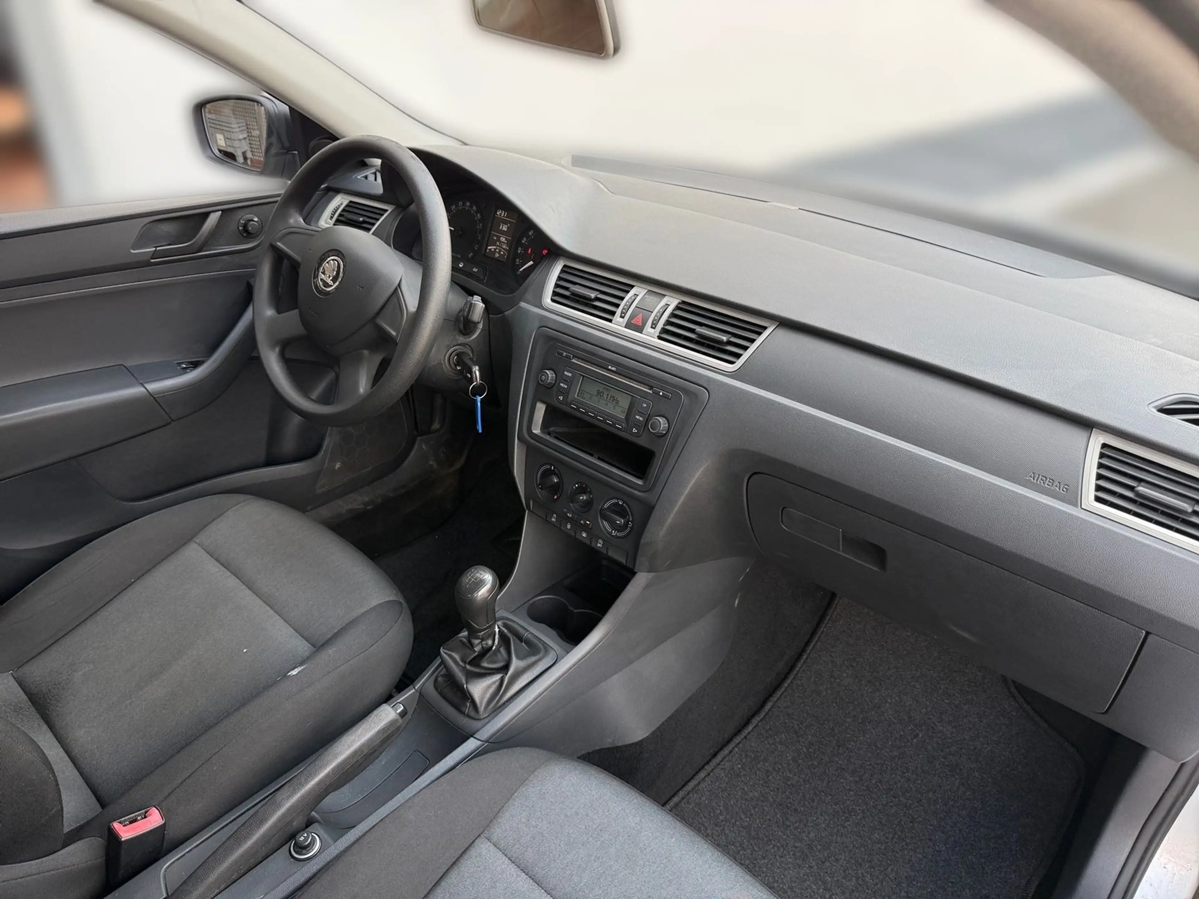 Skoda Rapid/Spaceback 1.6 TDI Greentec Klima — photo 14