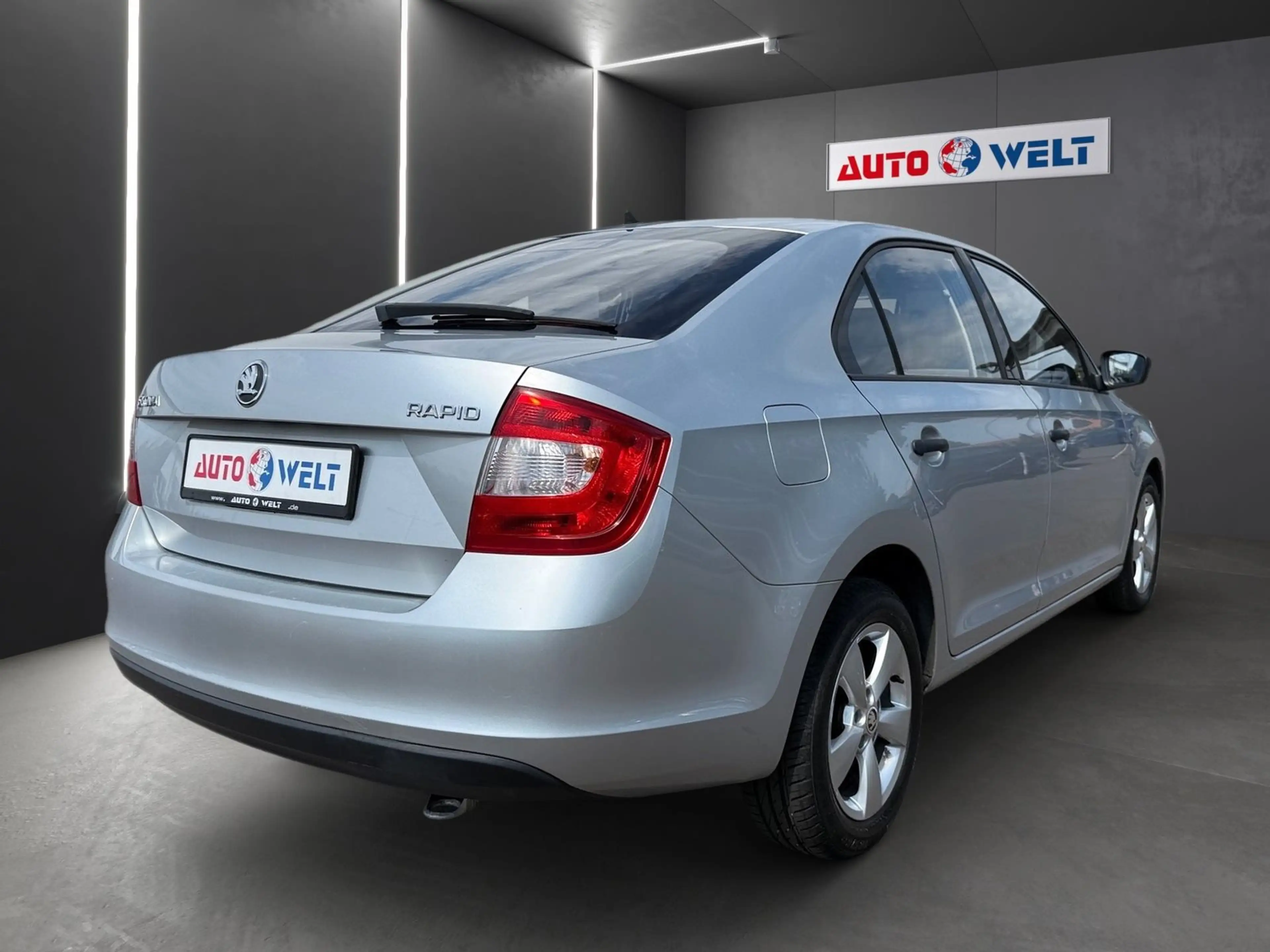 Skoda Rapid/Spaceback 1.6 TDI Greentec Klima — photo 4