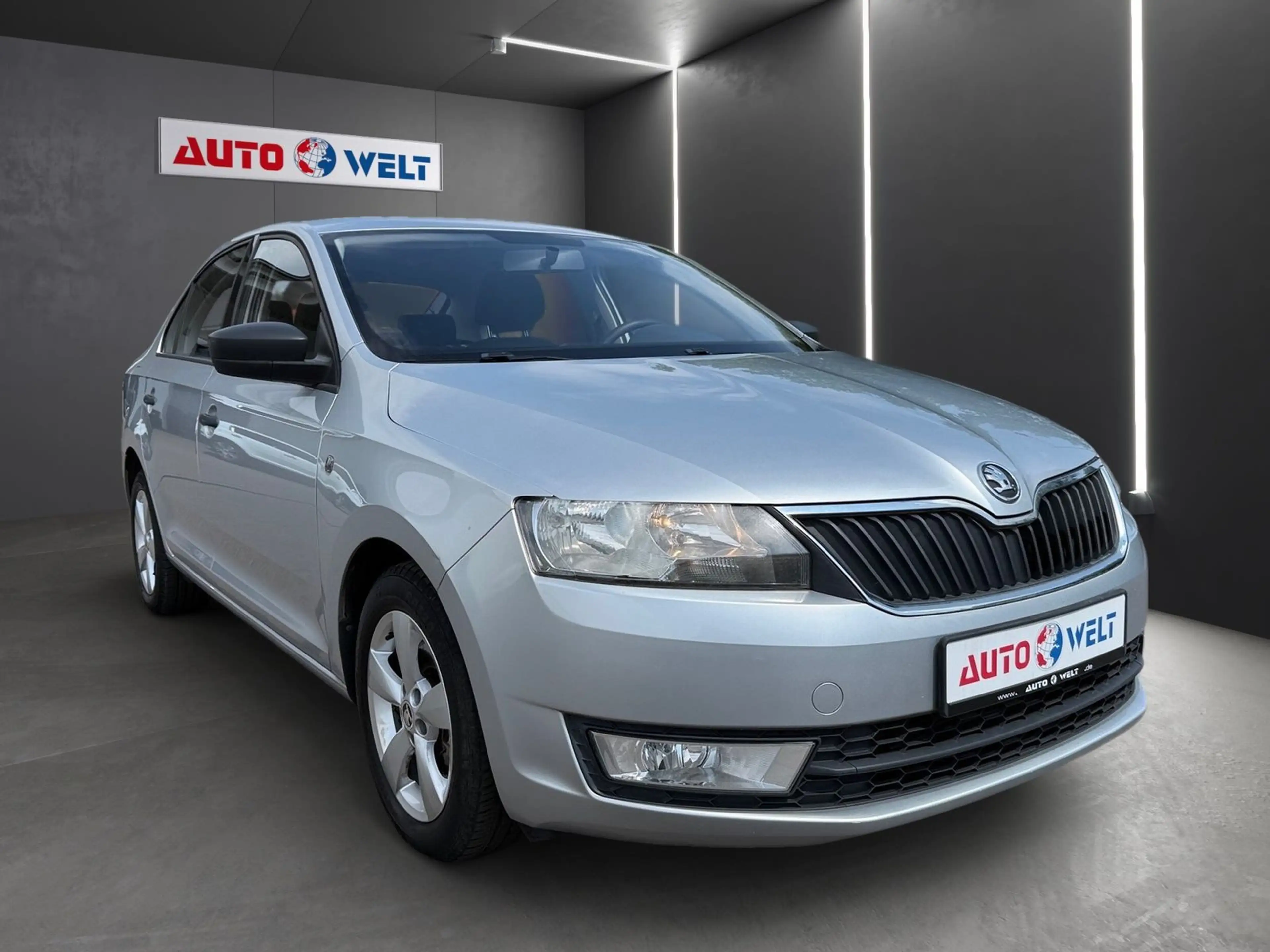 Skoda Rapid/Spaceback 1.6 TDI Greentec Klima — photo 2