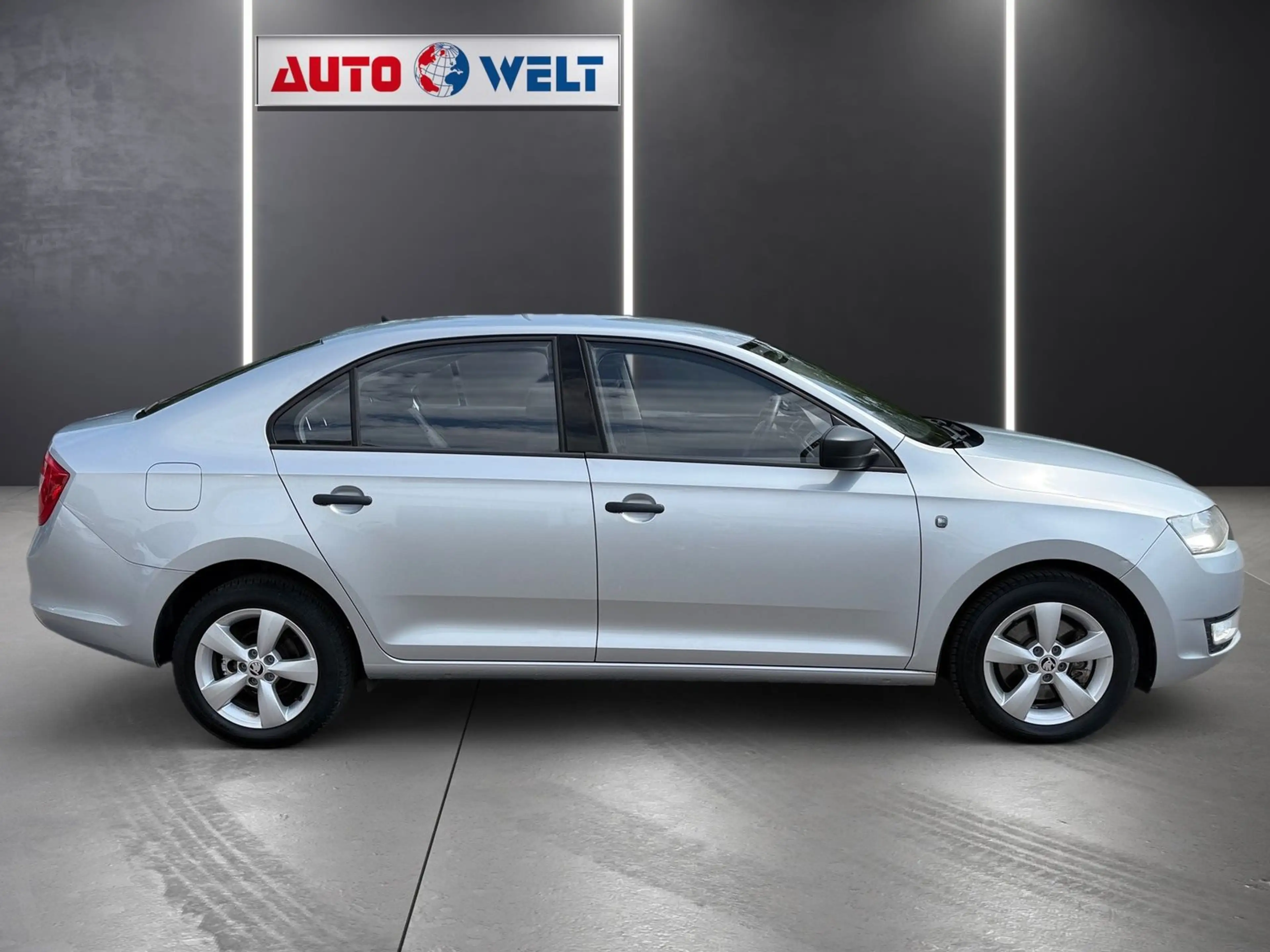 Skoda Rapid/Spaceback 1.6 TDI Greentec Klima — photo 3