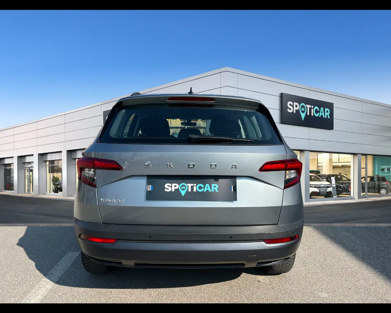 Skoda Karoq 1.6 TDI SCR Executive Argento - 2