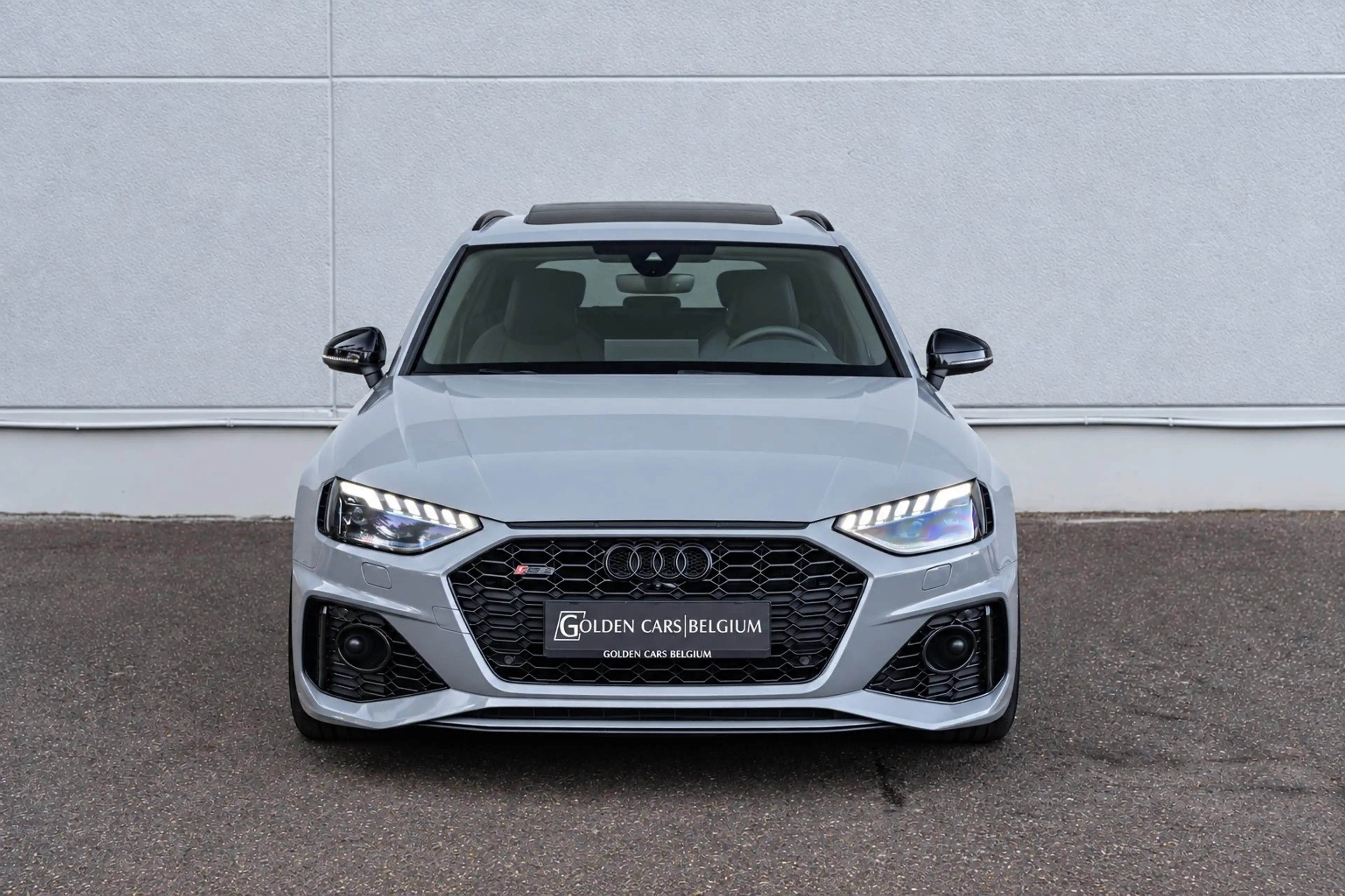 Audi RS4 Avant Quattro PANO/MATRIX/B&O/ACC/360°/AMBIENTE/HUD/ — photo 3
