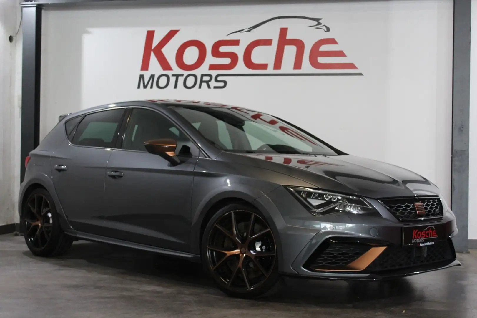 SEAT Leon Cupra R 686/799 Unfallfrei Grau - 1
