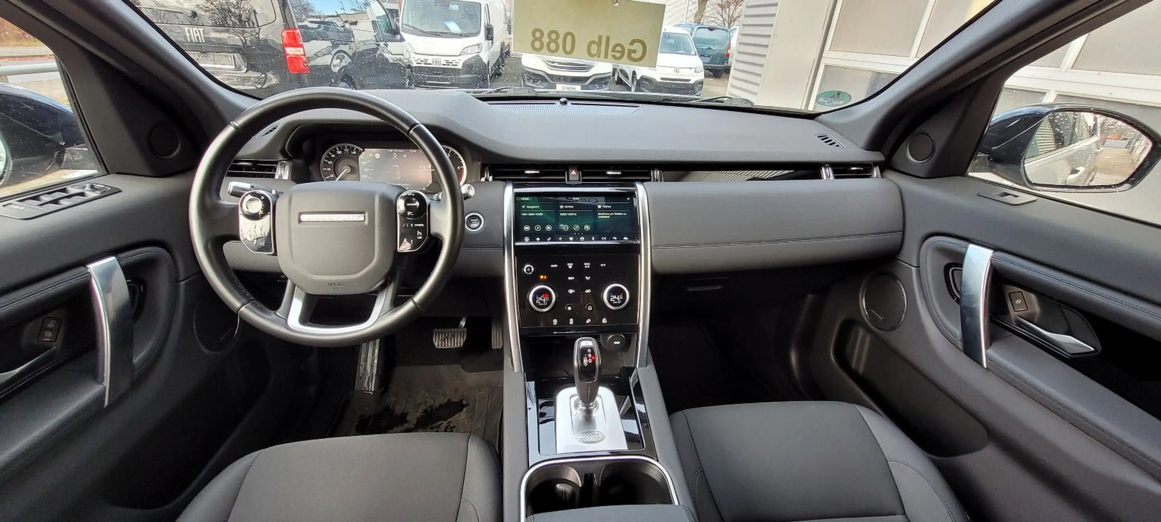 Land Rover Discovery Sport Basis AWD AT — photo 11