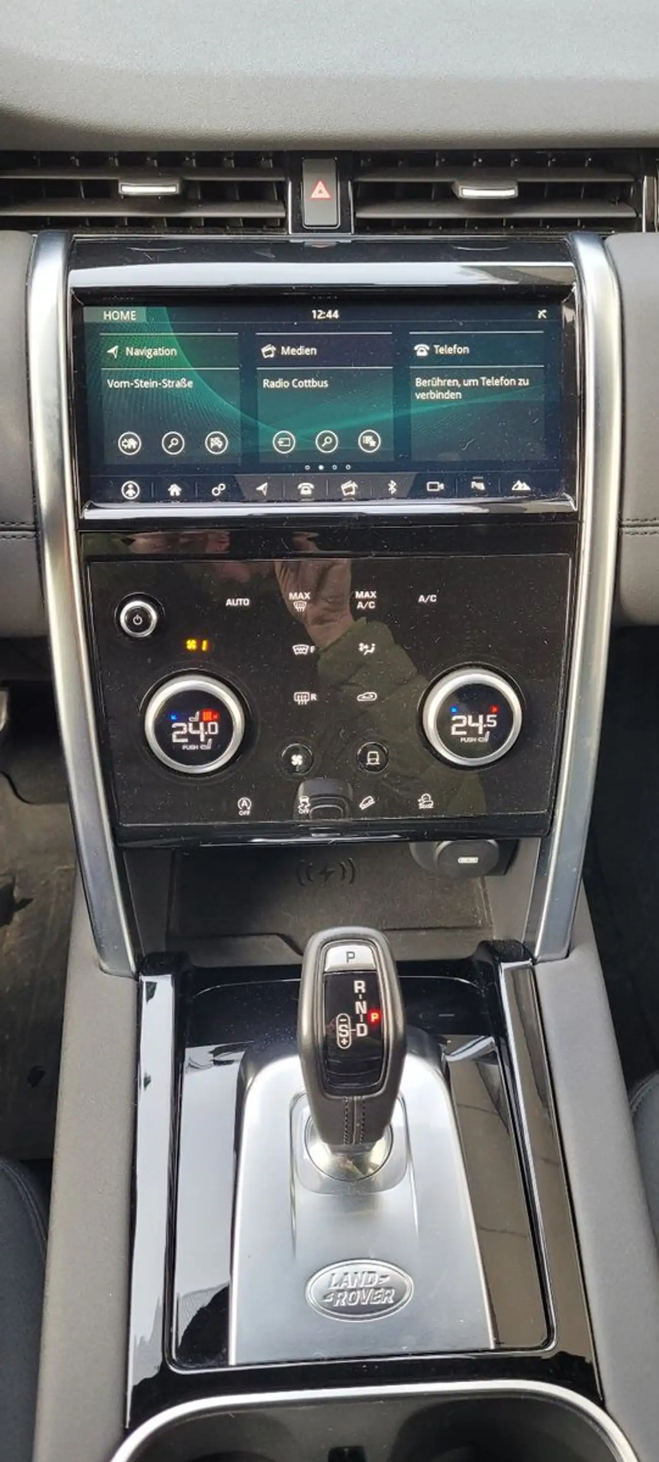 Land Rover Discovery Sport Basis AWD AT — photo 14