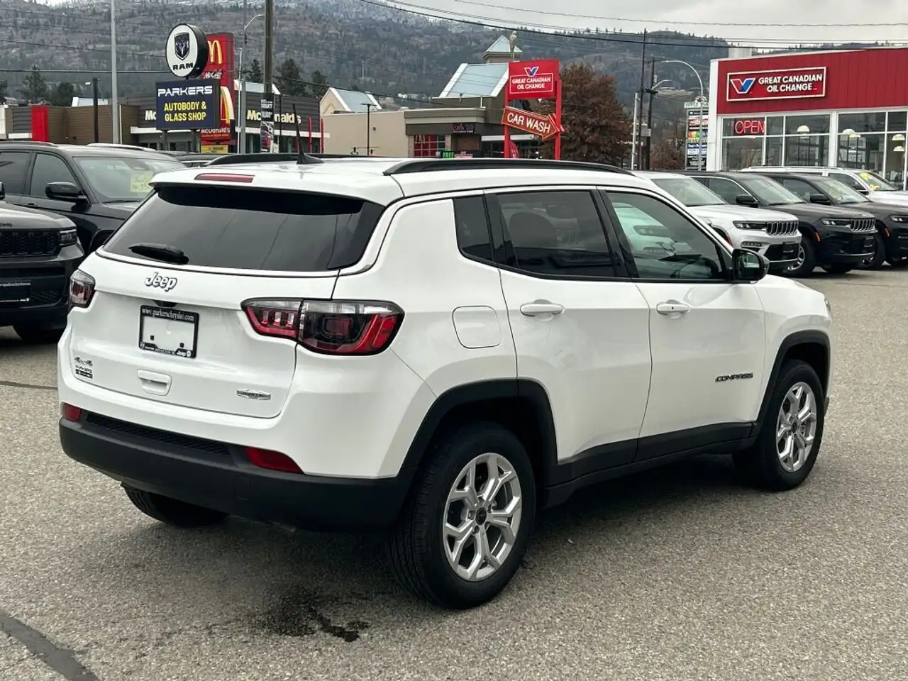 Jeep Compass снимка Jeep Compass