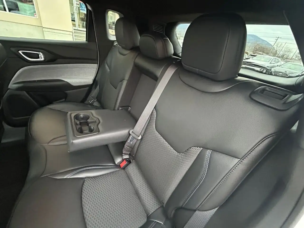Jeep Compass снимка Jeep Compass