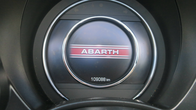 Abarth 595 Competizione 595C 1.4 T-Jet Competizione Cabrio — photo 10