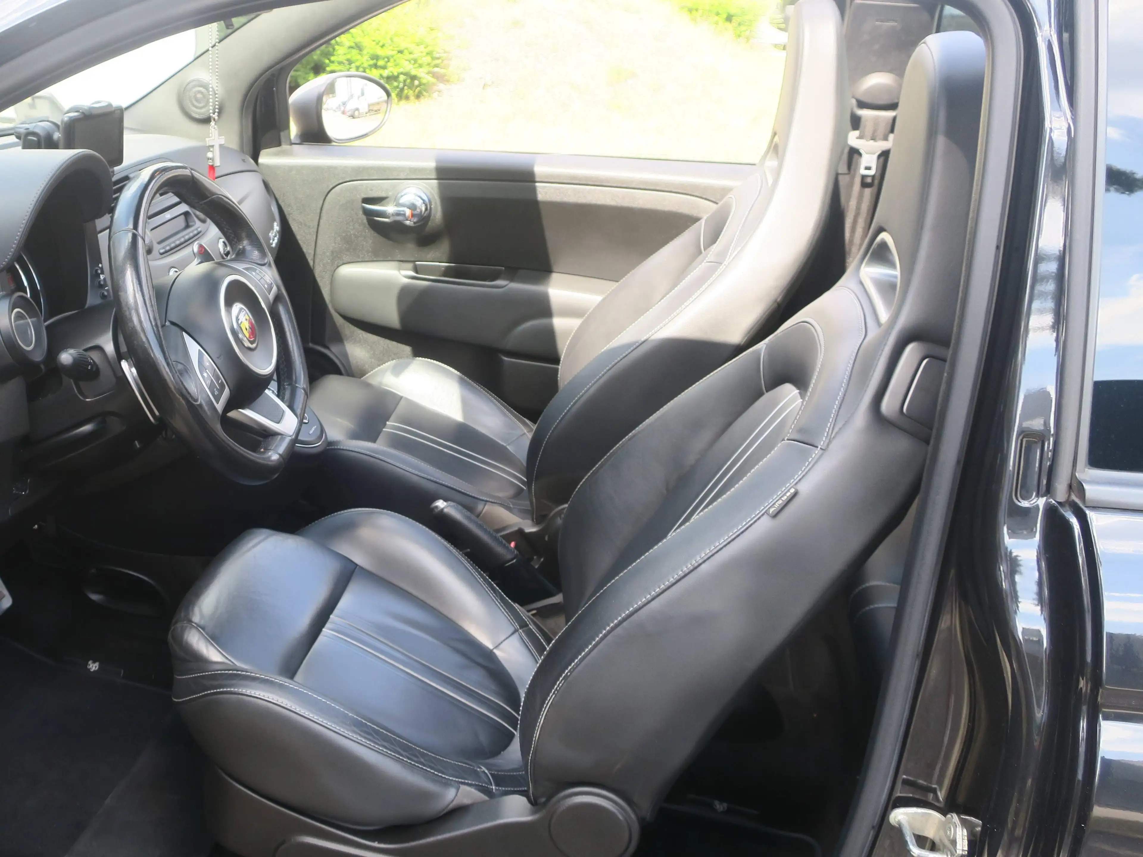 Abarth 595 Competizione 595C 1.4 T-Jet Competizione Cabrio — photo 6