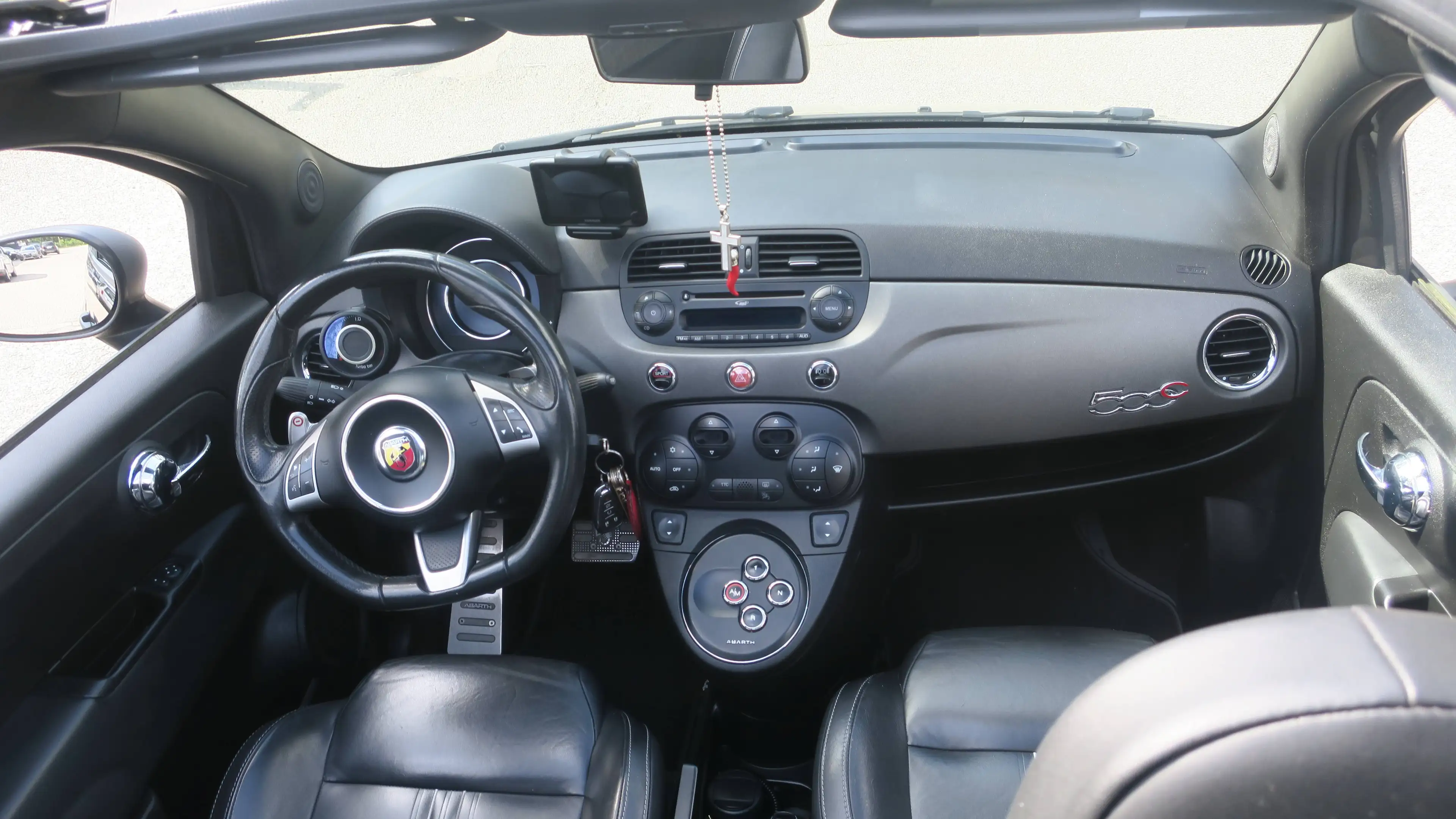 Abarth 595 Competizione 595C 1.4 T-Jet Competizione Cabrio — photo 9