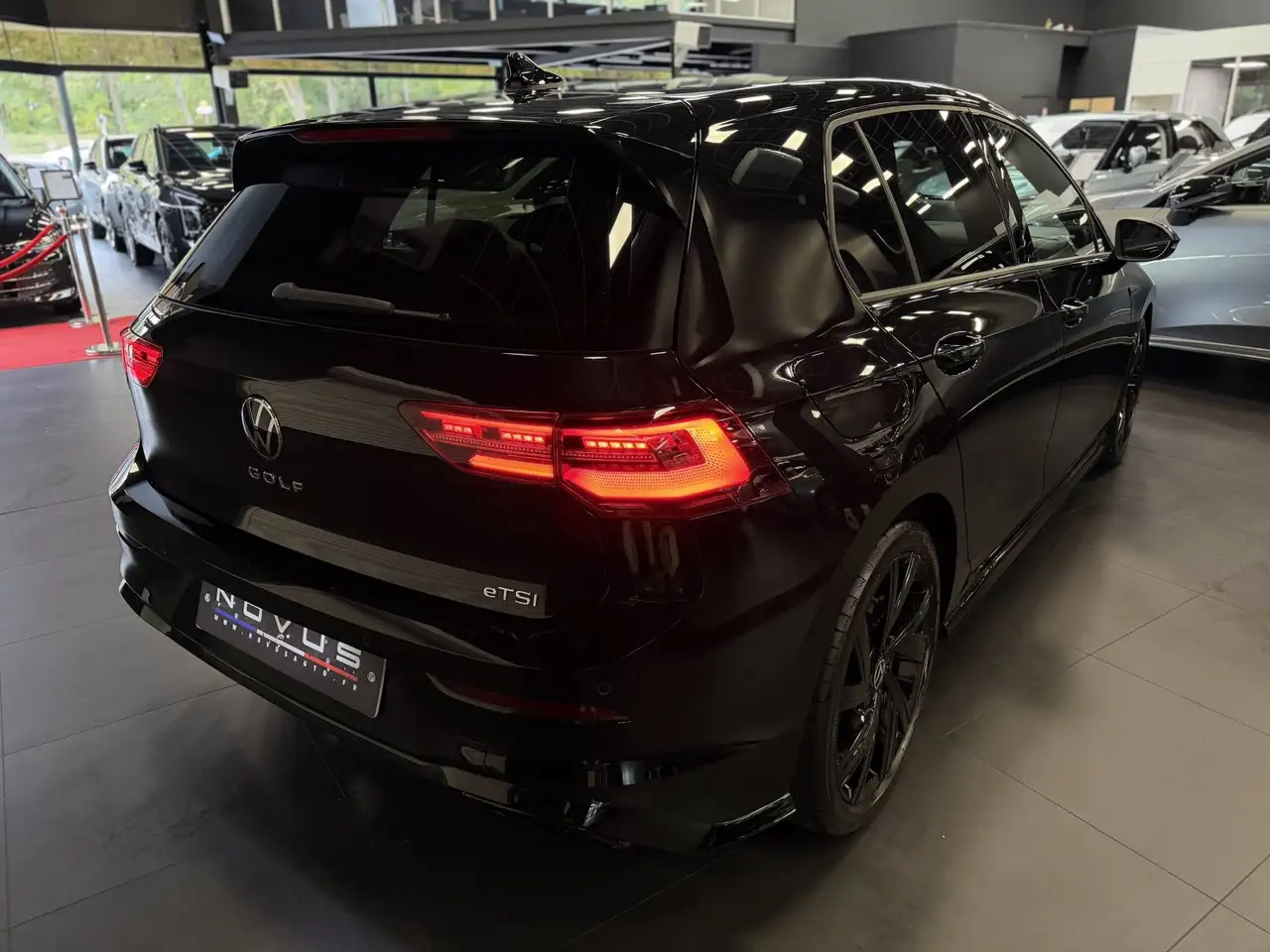 Volkswagen Golf Standard Model — photo 7