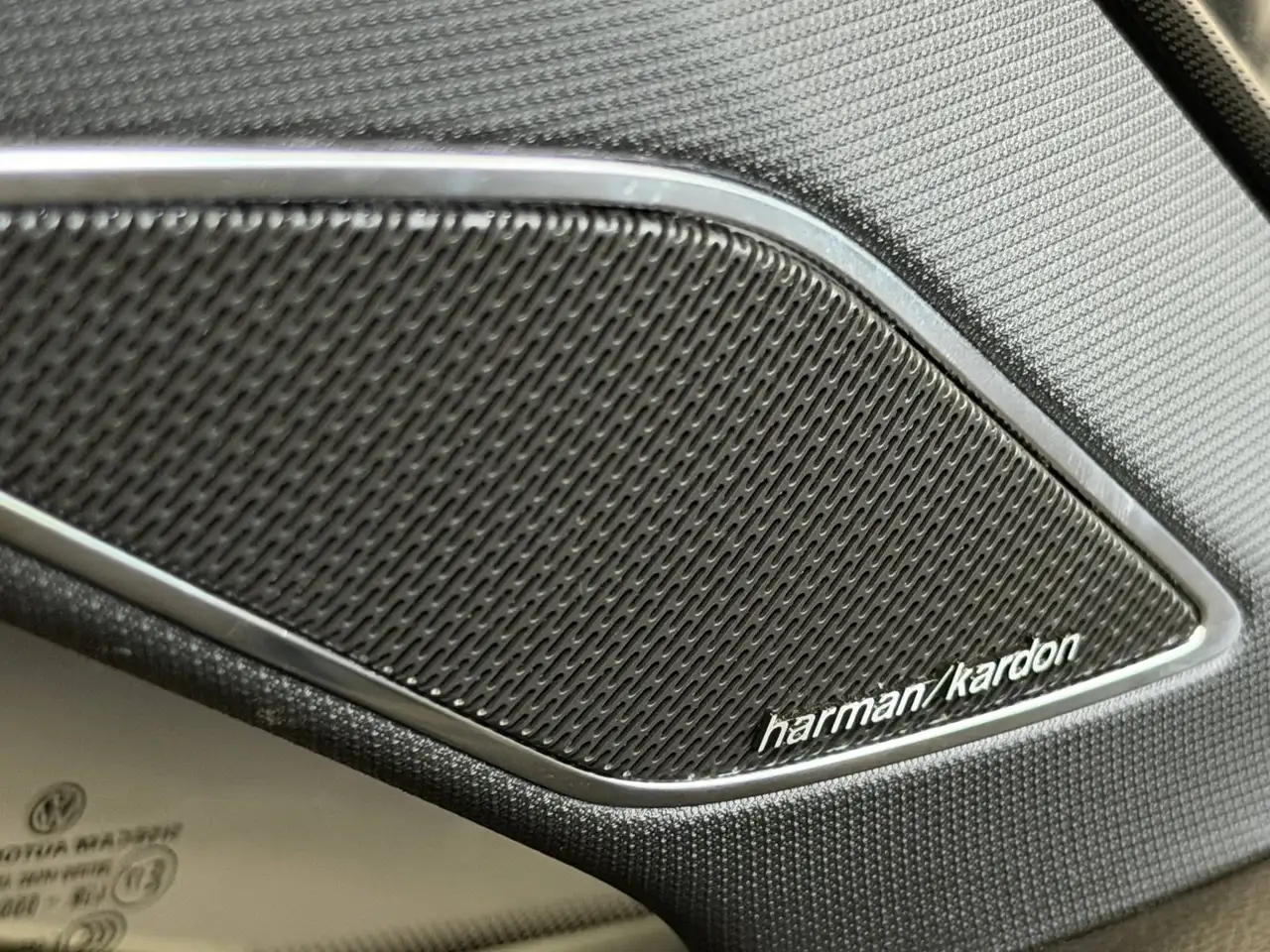 Volkswagen Golf Standard Model — photo 38
