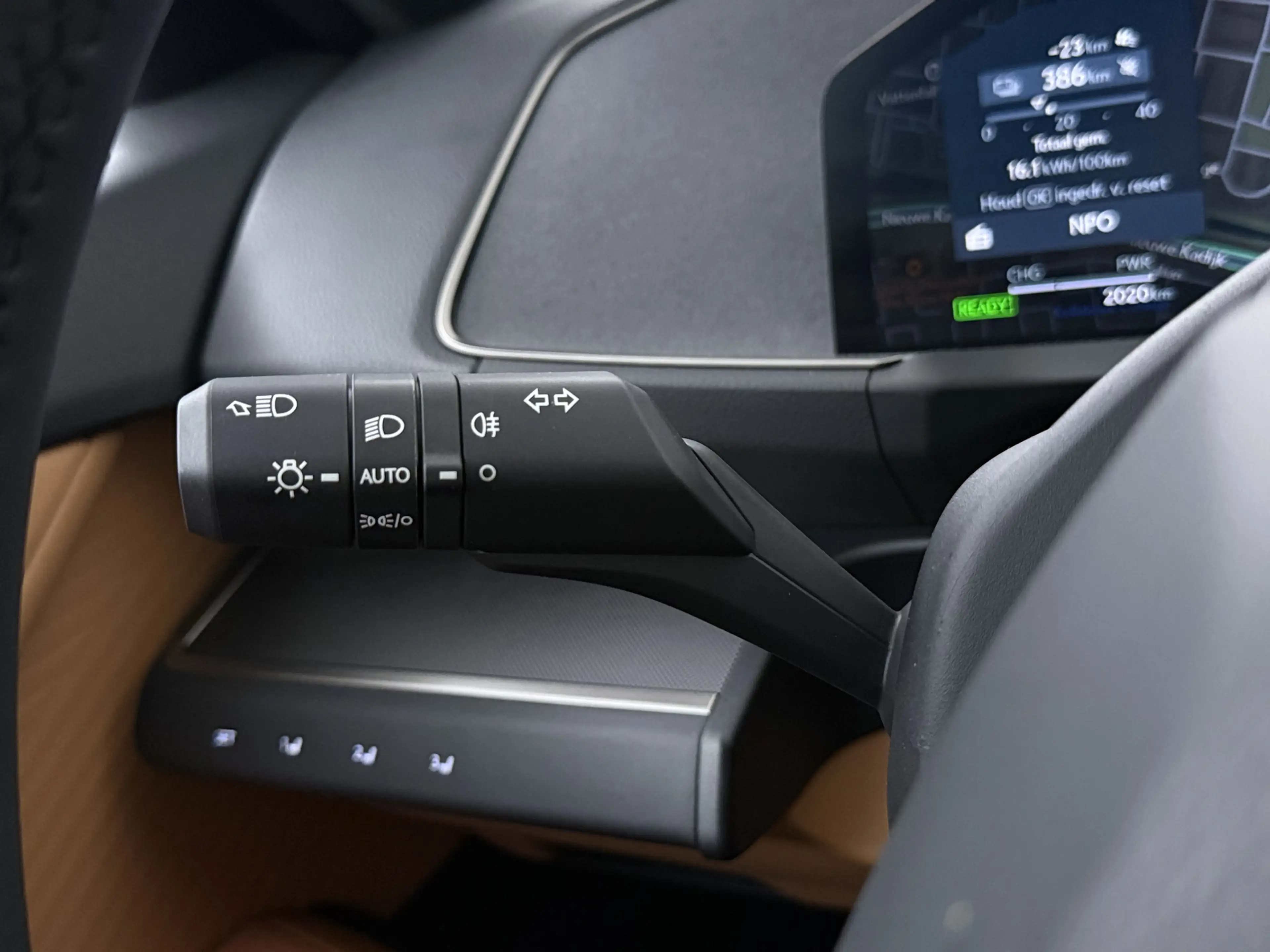 Lexus ES 350 350e Luxury Line — photo 7
