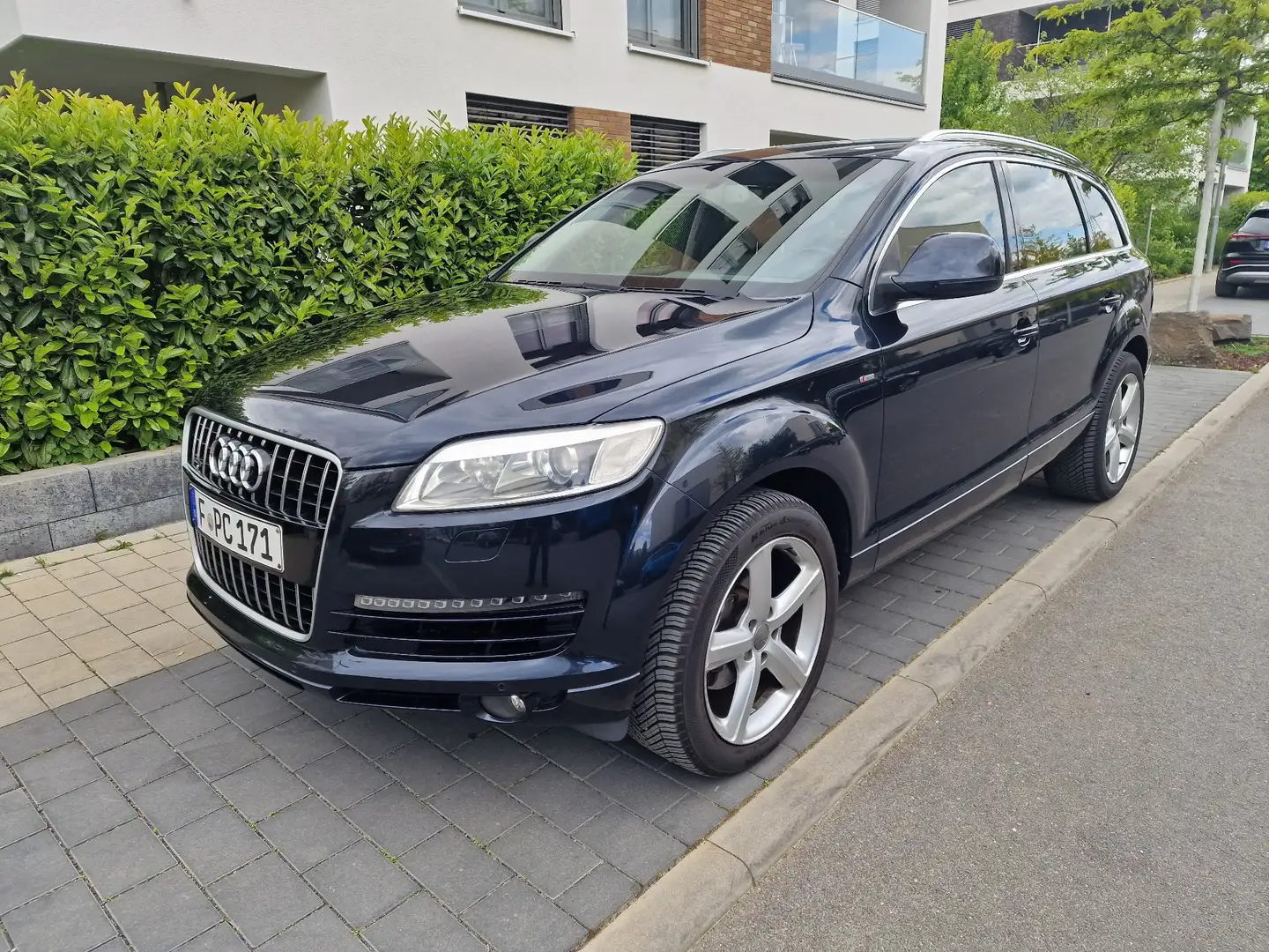 Audi Q7 Q7 4.2 FSI quattro tiptronic Blau - 1